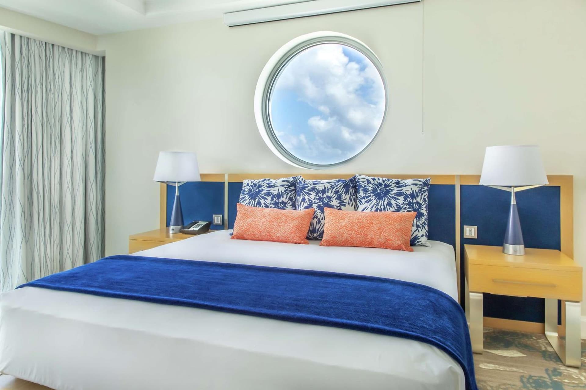 Harbor Club St Lucia, Curio Collection by Hilton