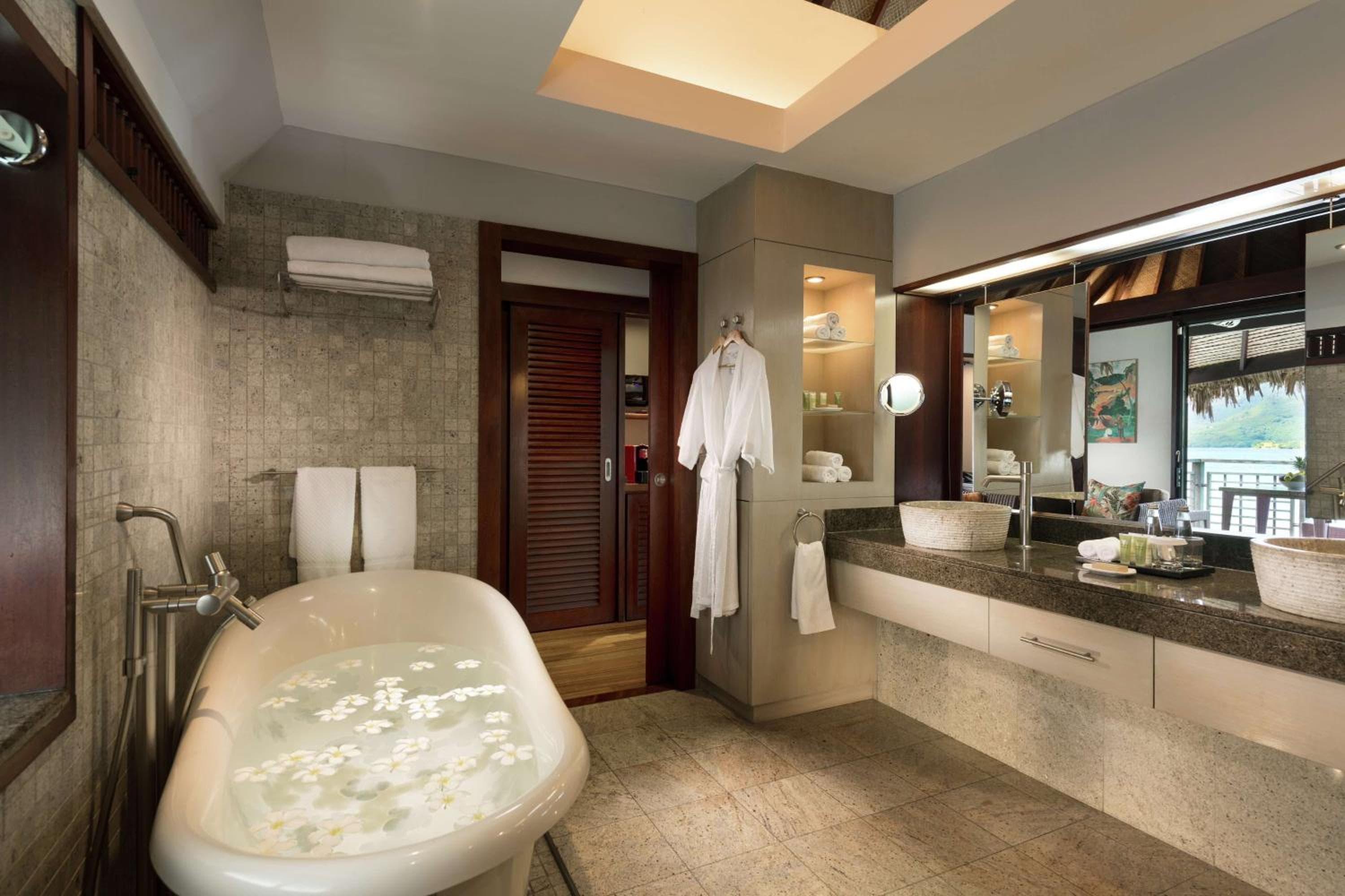 Hilton Moorea Lagoon Resort & Spa