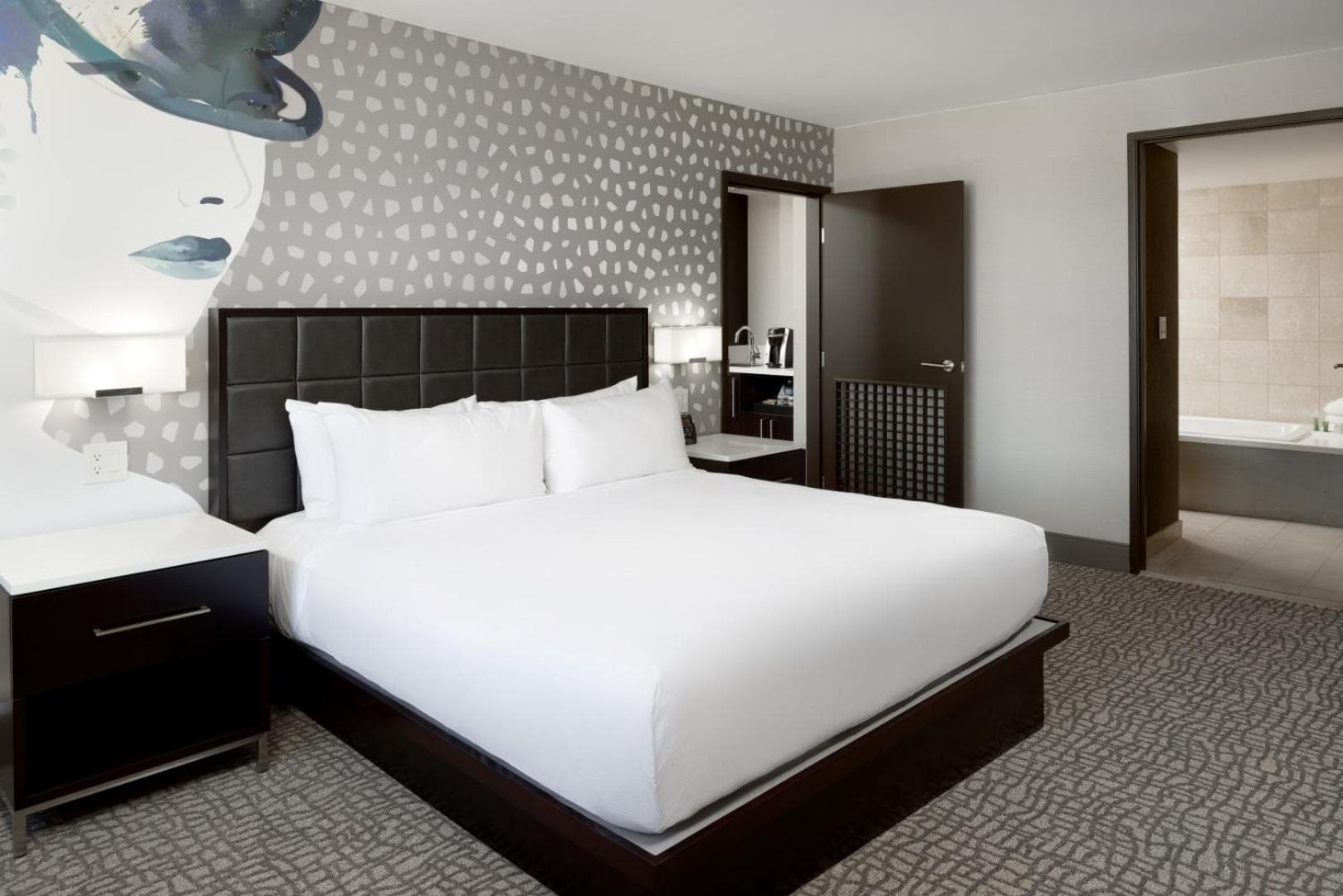 Hilton Woodland Hills/ Los Angeles