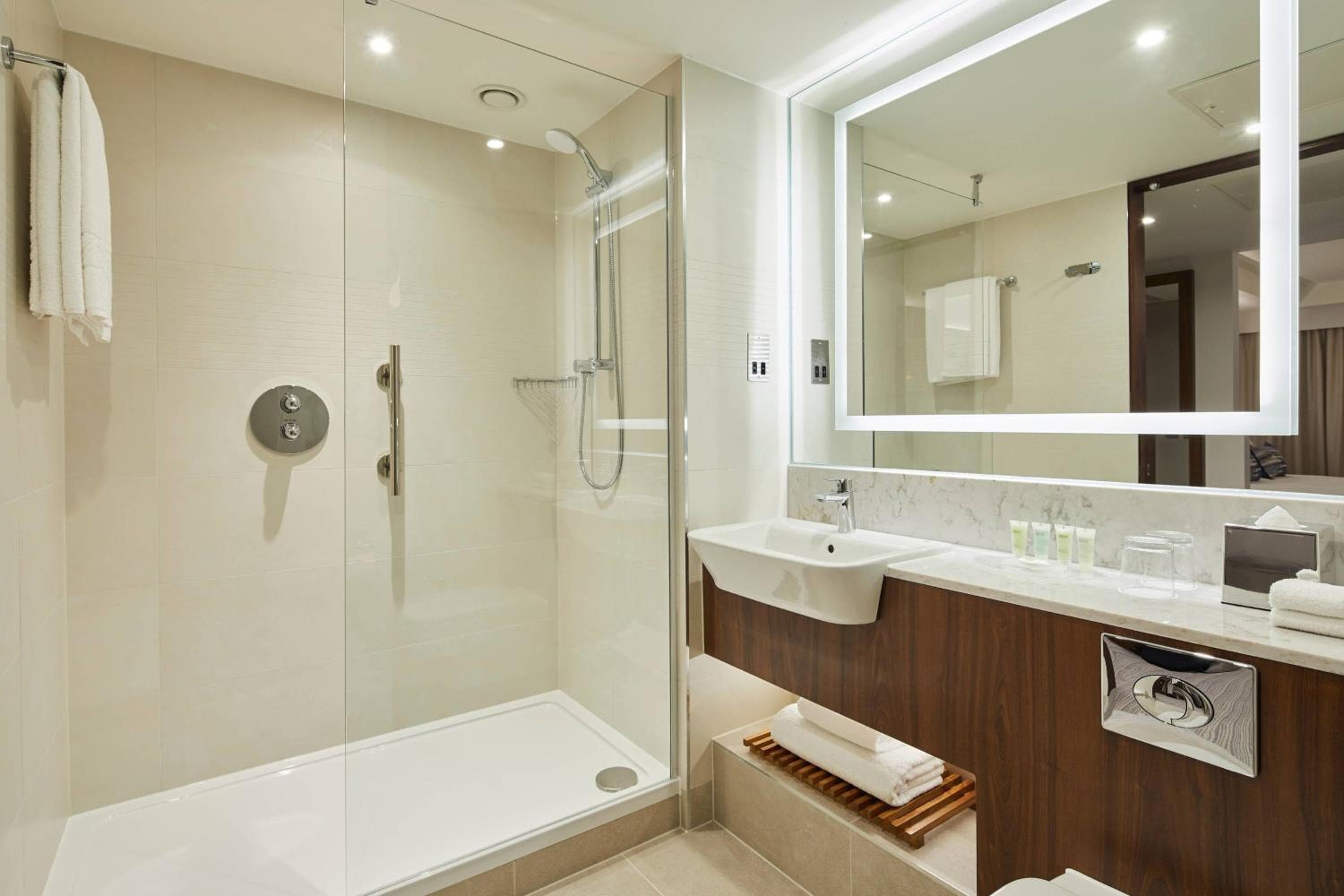 Courtyard by Marriott Oxford City Centre