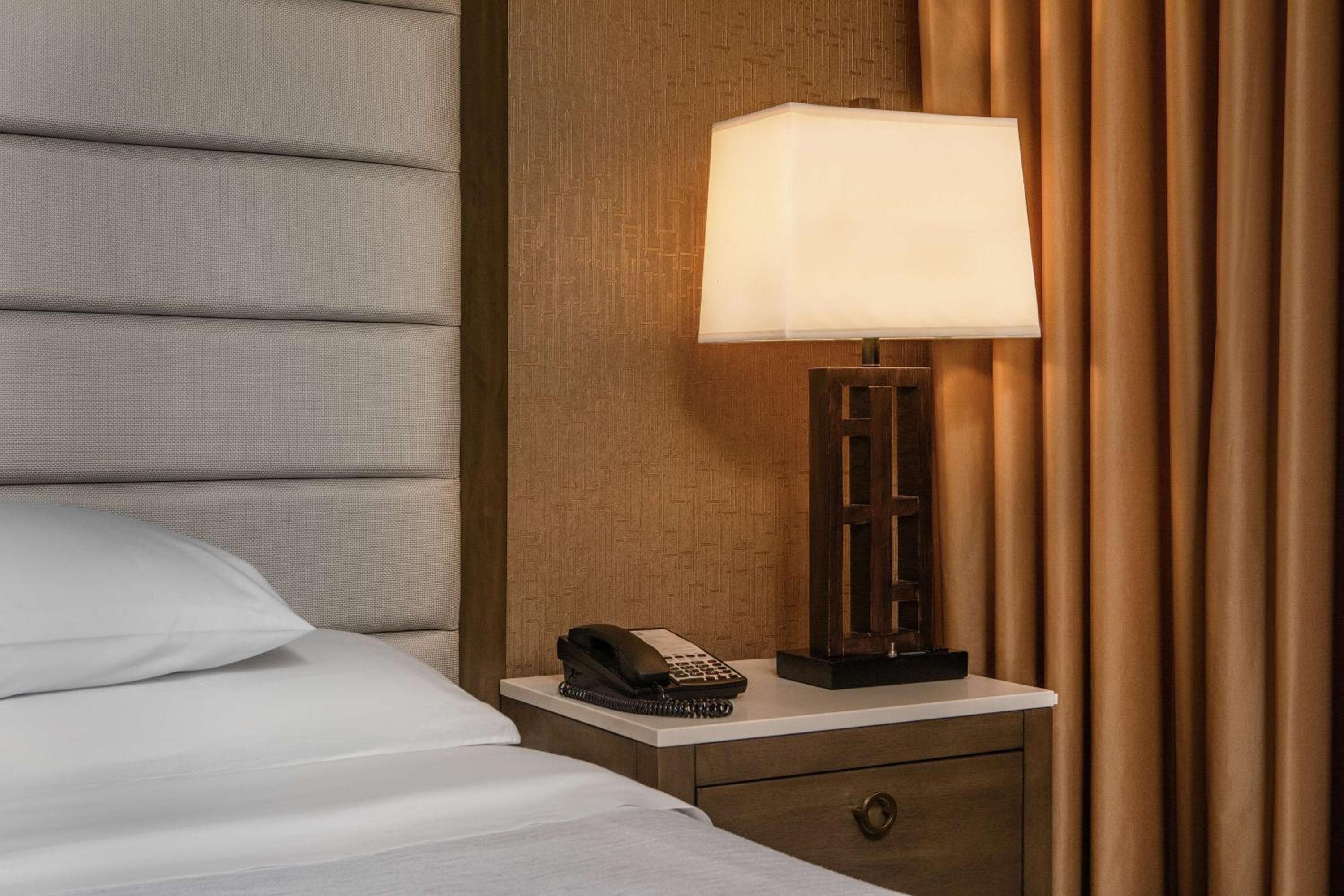 Embassy Suites by Hilton Boston Waltham