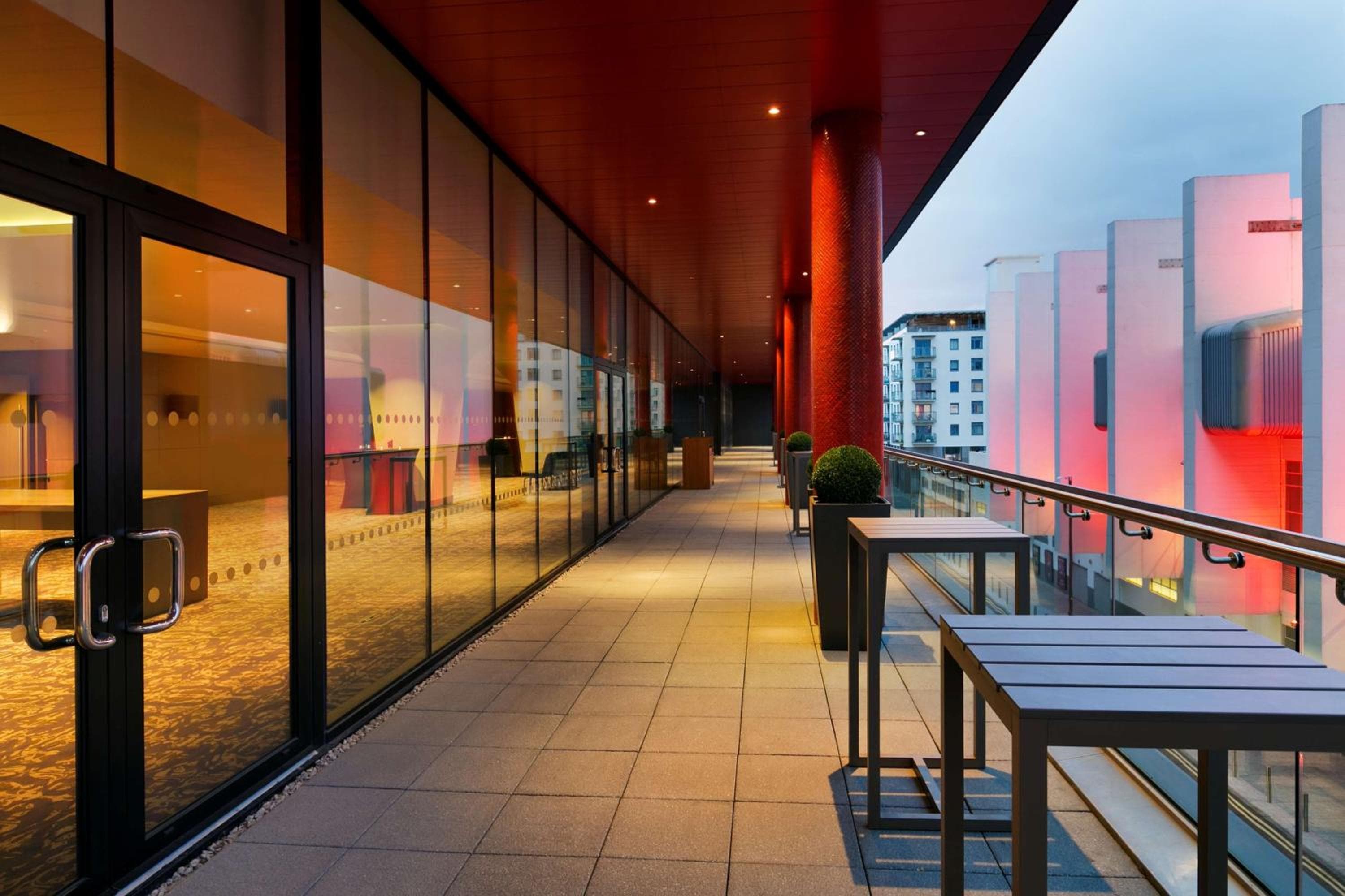 balcony
