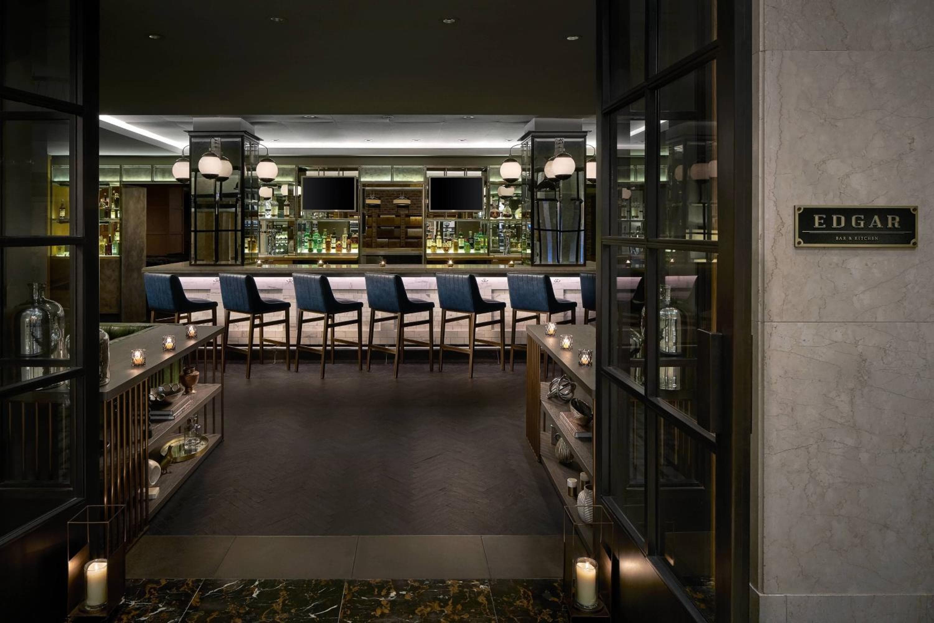 The Mayflower Hotel, Autograph Collection