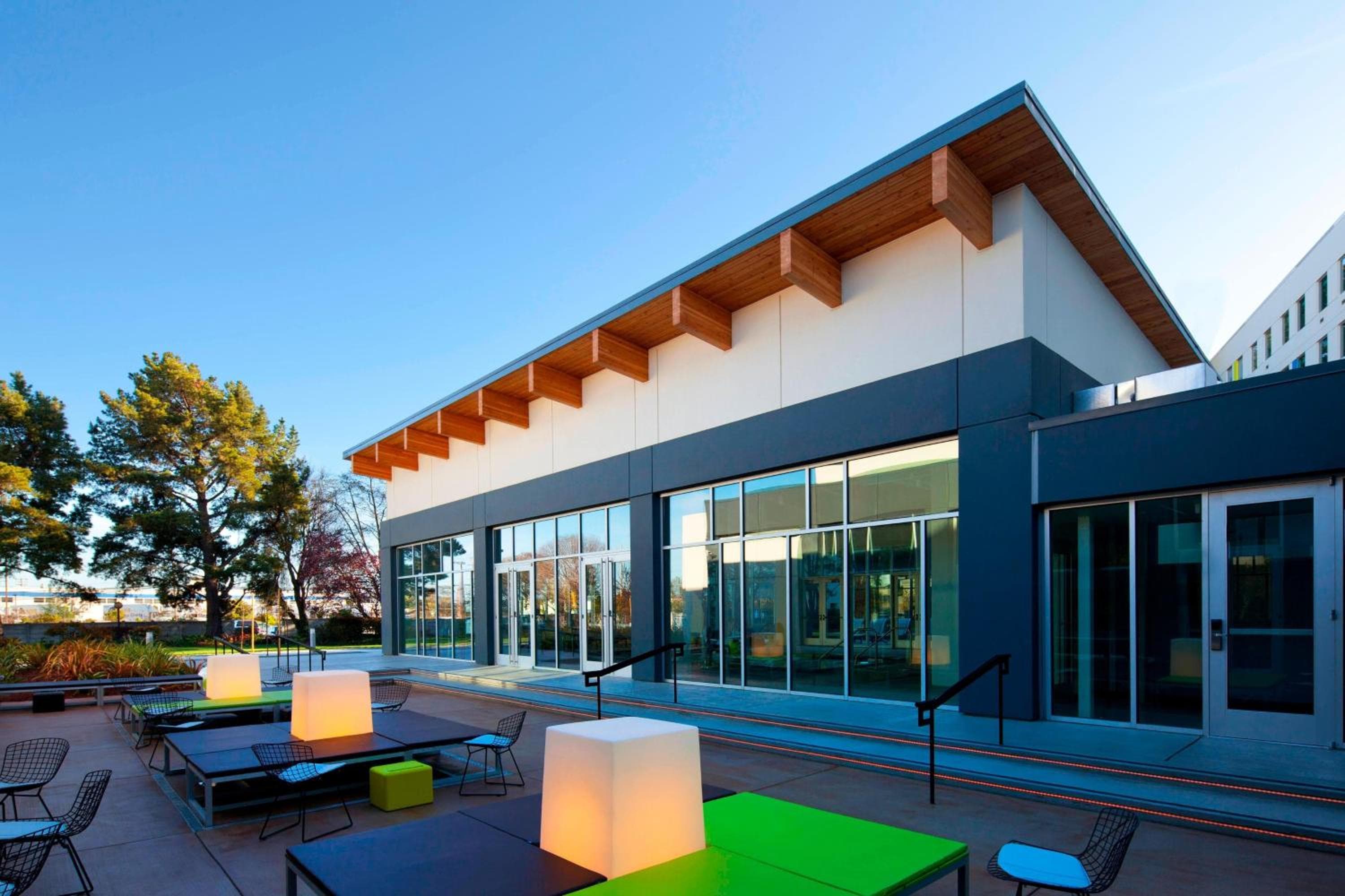 Aloft by Marriott San Francisco Airport