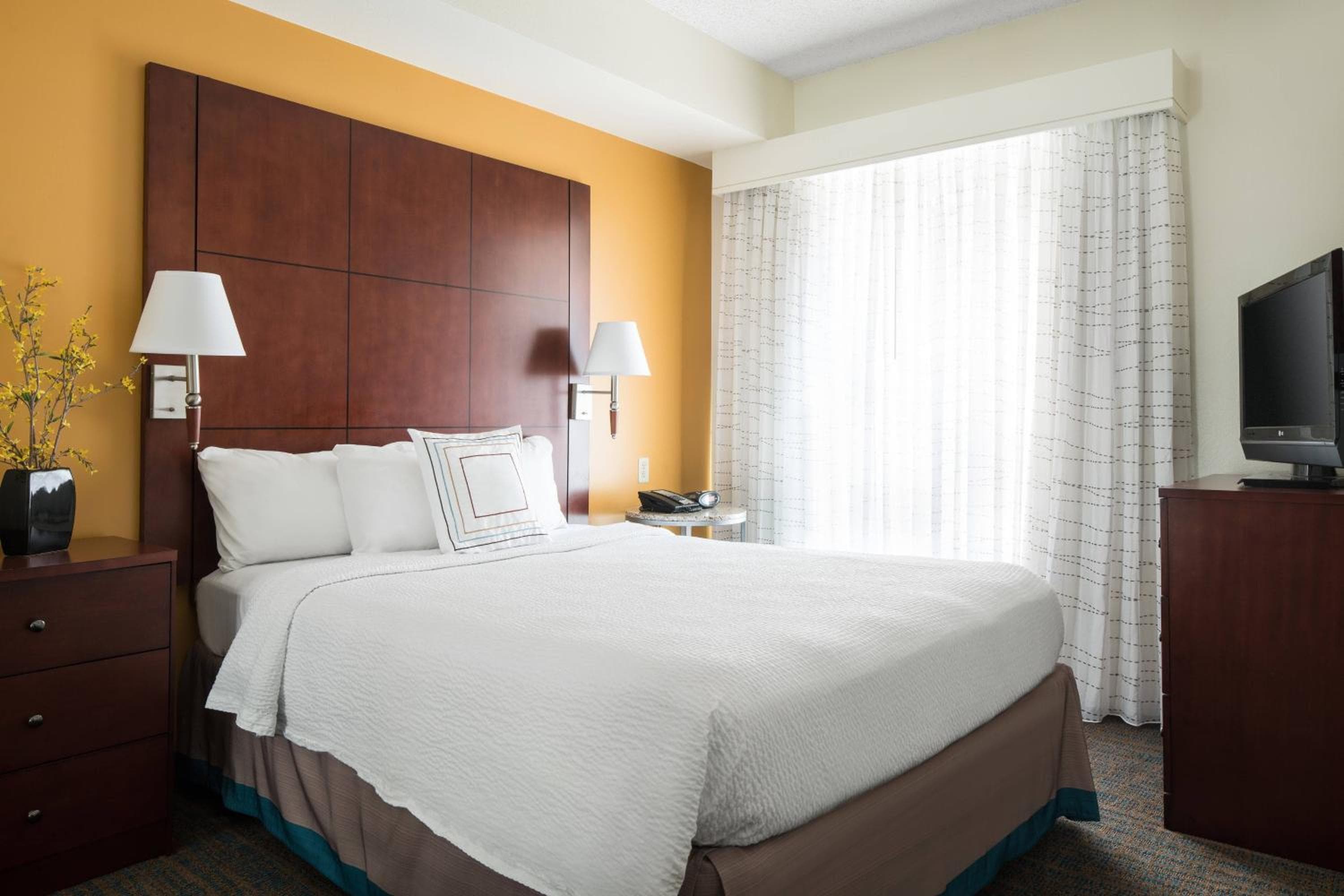 Residence Inn Phoenix Desert View at Mayo Clinic