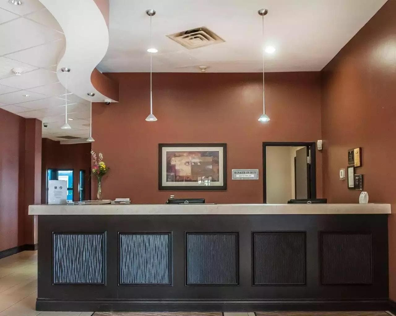 Comfort Hotel Airport North