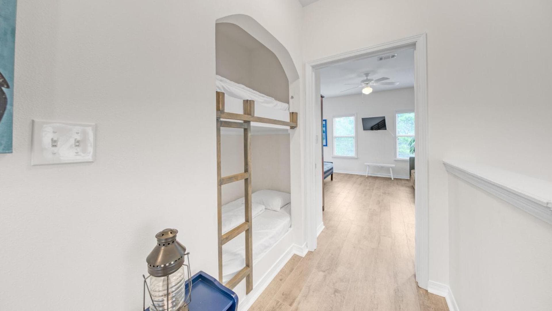 3 bedrooms sleeps 10