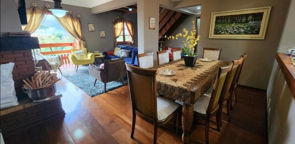 Apartamento Duplex Alto do Capivari
