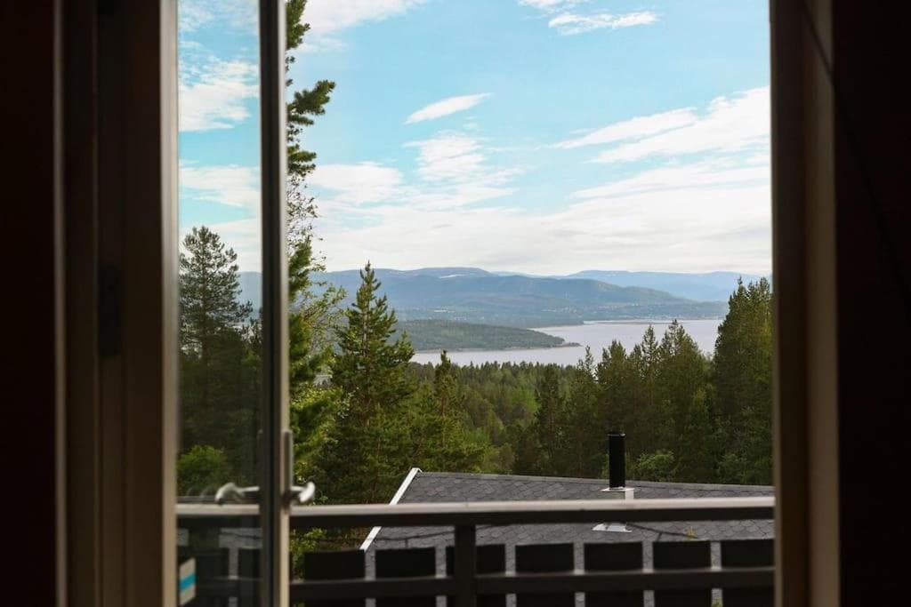 Hytte i flott natur