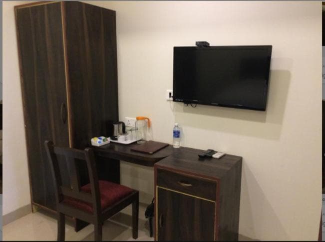 HOTEL AVISHA Residency