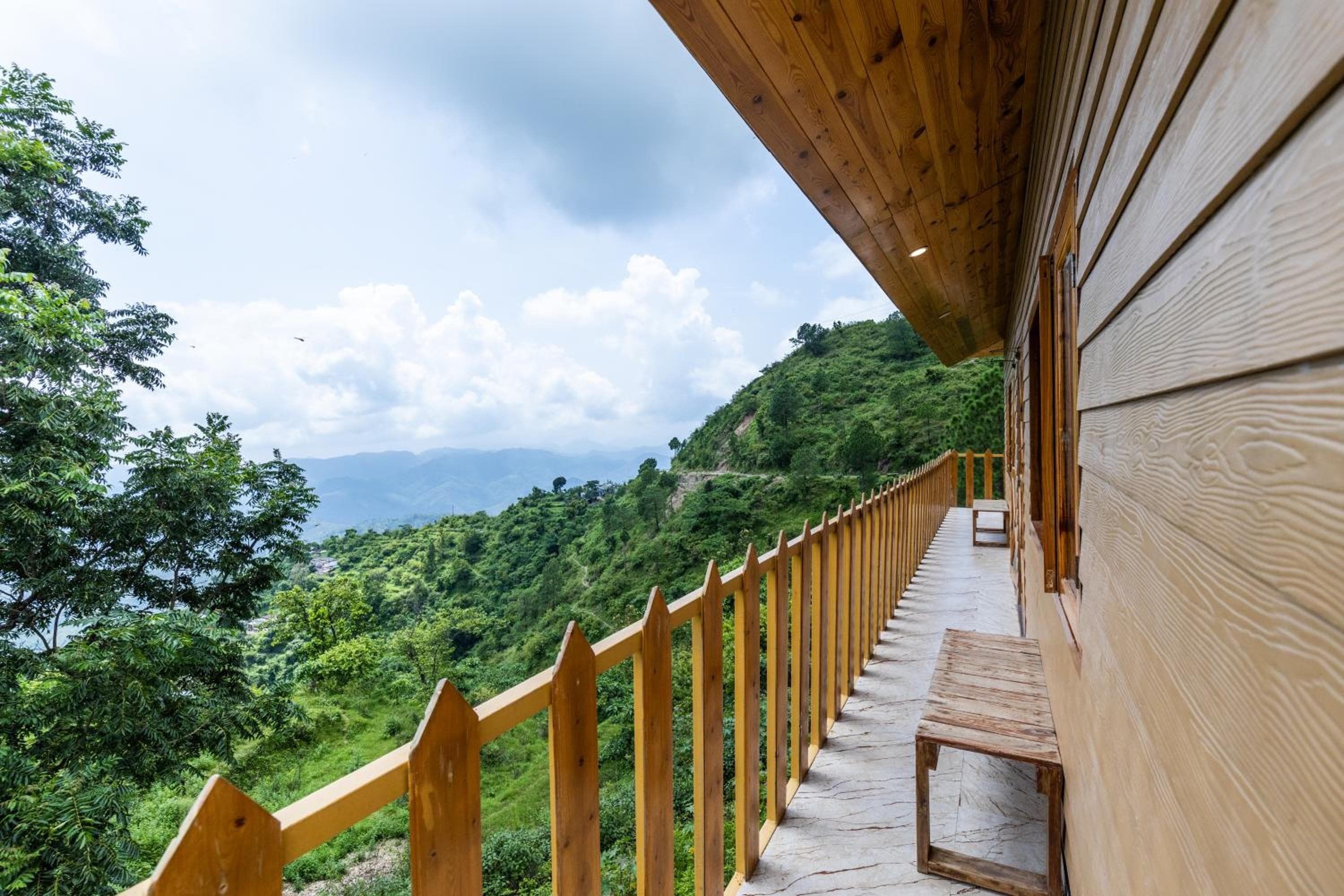 Villa by Mountain Homes- Lansdowne