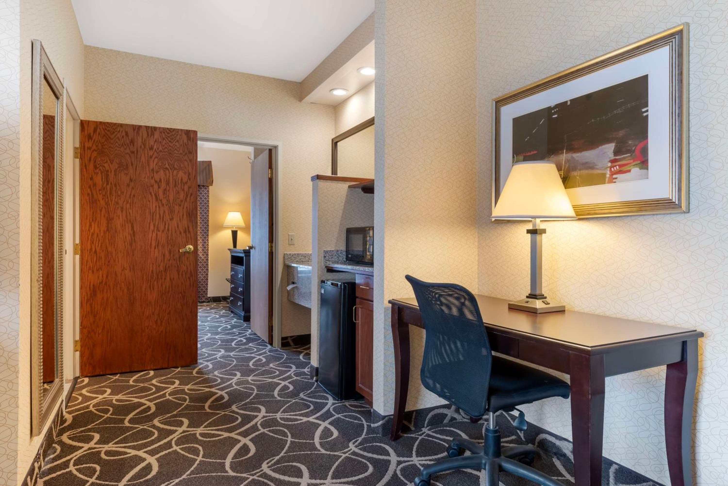 Best Western Plus Eau Claire Conference Center