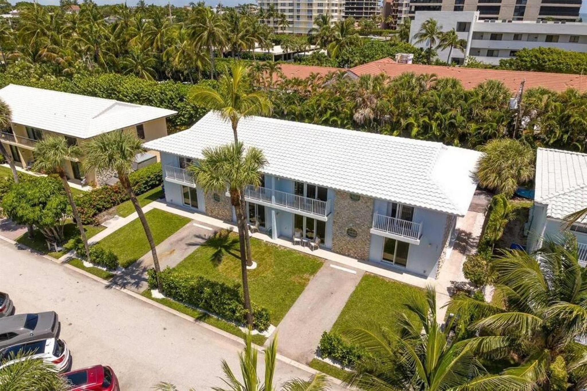 ON The Beach Villa in Juno! 2! Top Rated