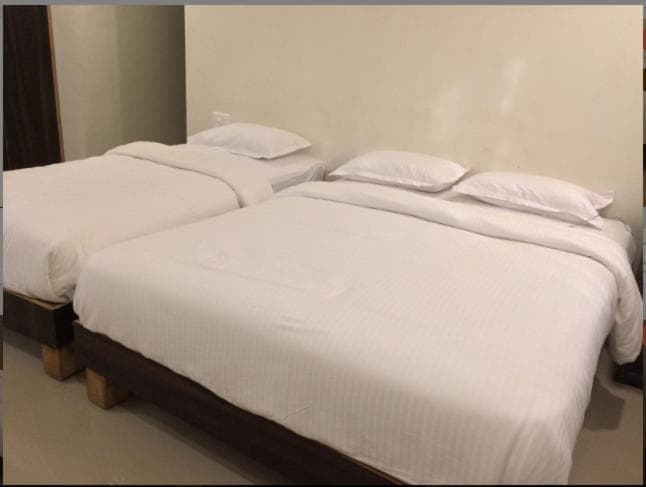 HOTEL AVISHA Residency