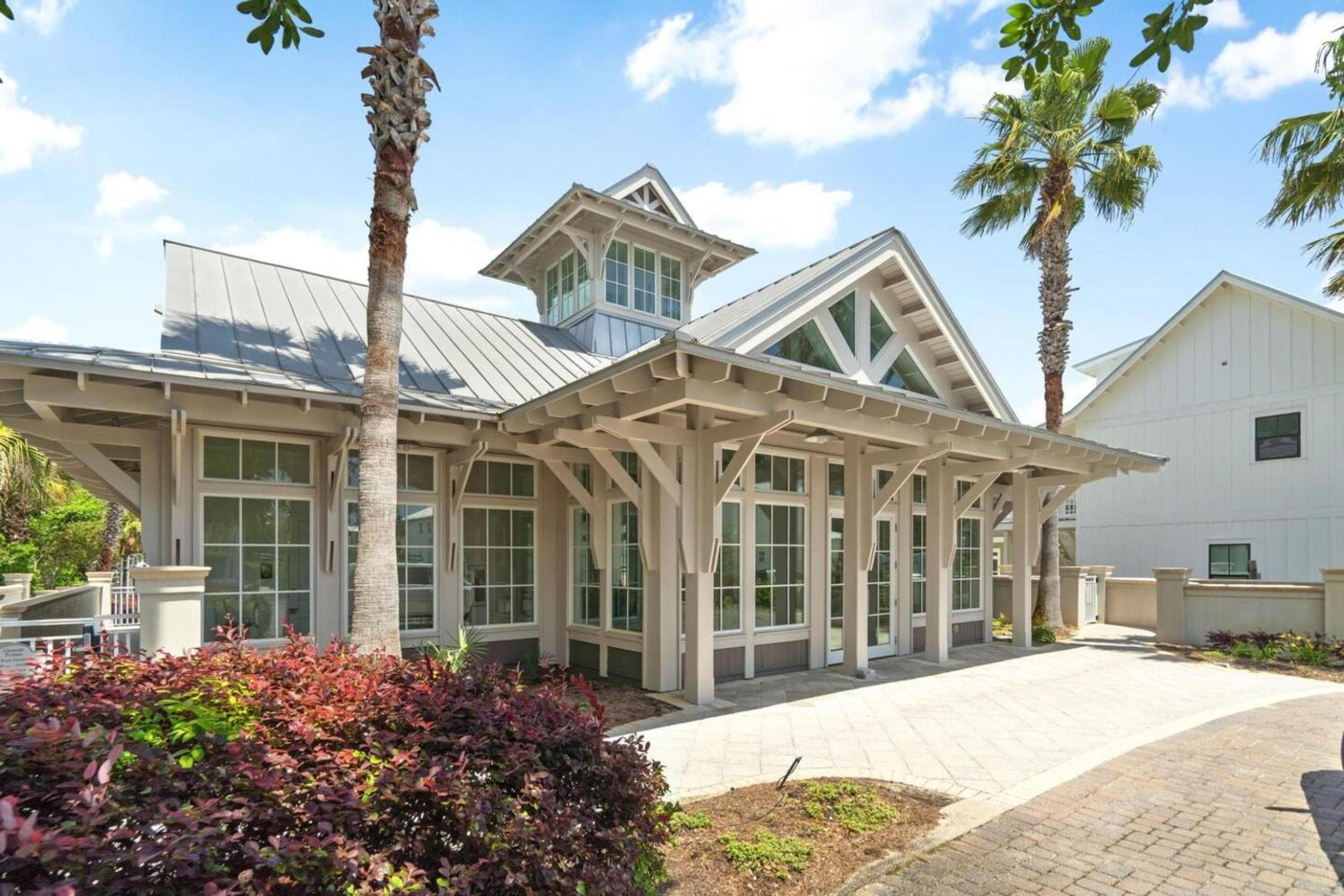 30A Pet Friendly Beach House - Pelican's Rest by Panhandle Getaways