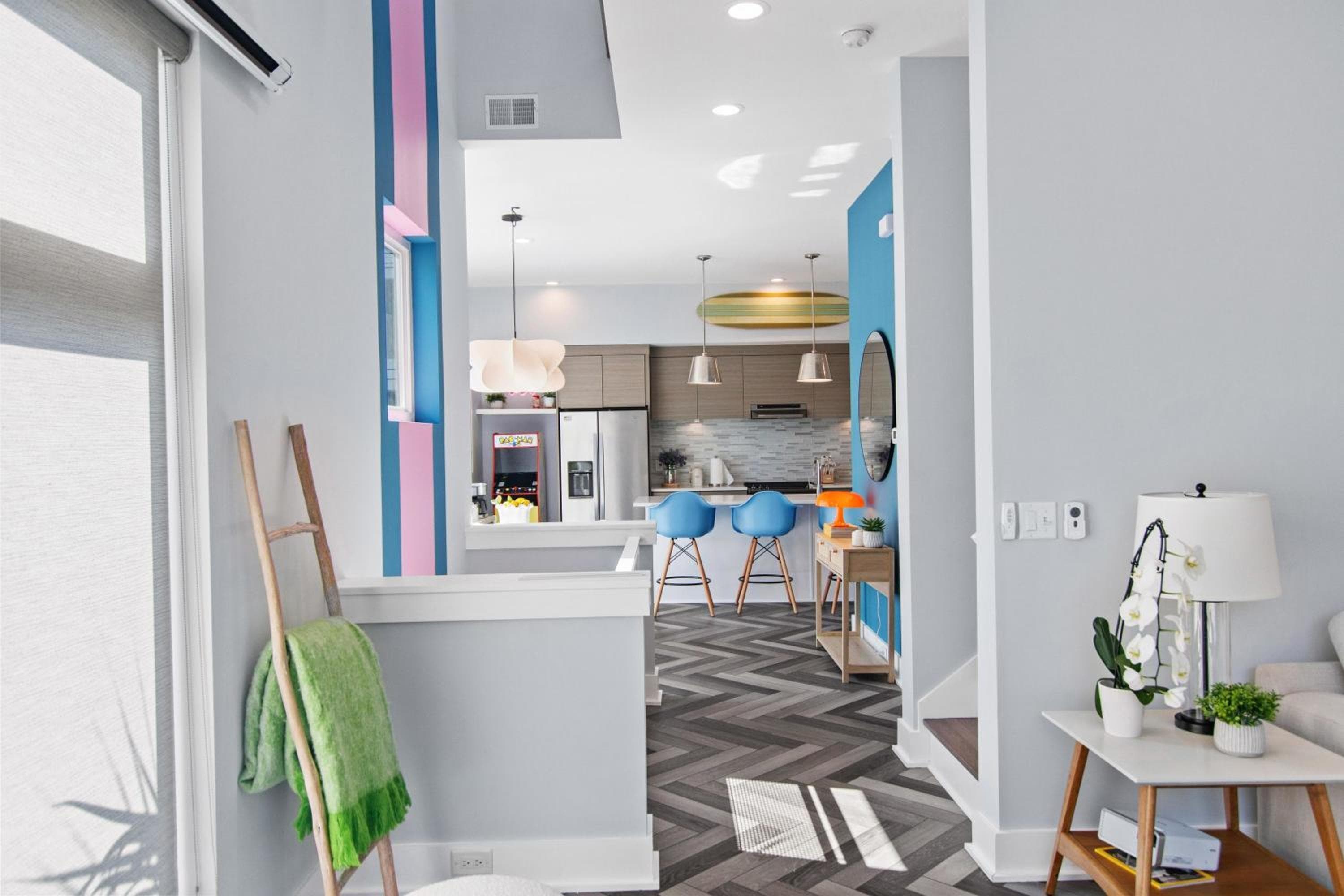 Happy Stays-In Park Circle-Dtwn-CHS Beach