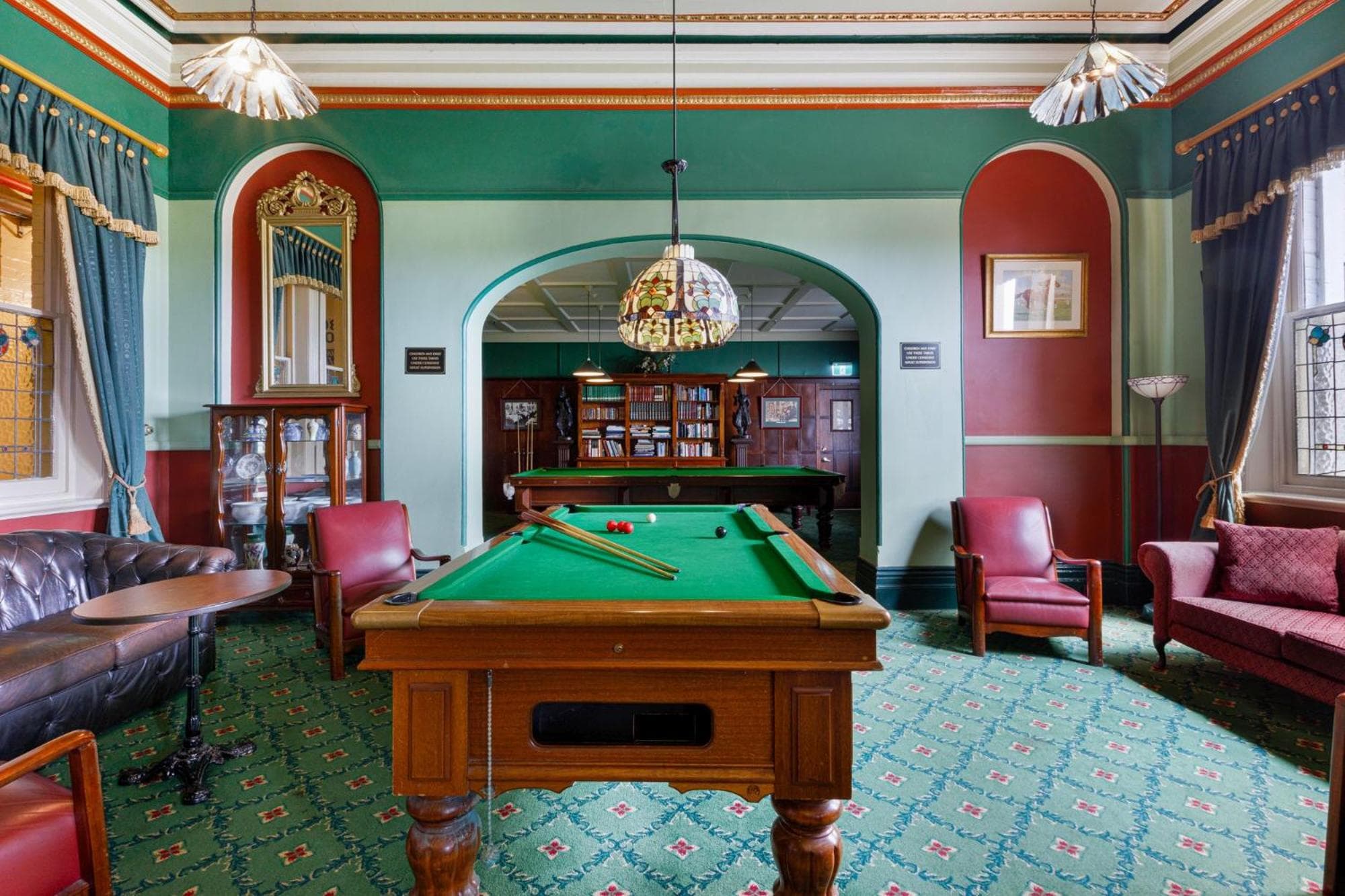 Carrington Hotel