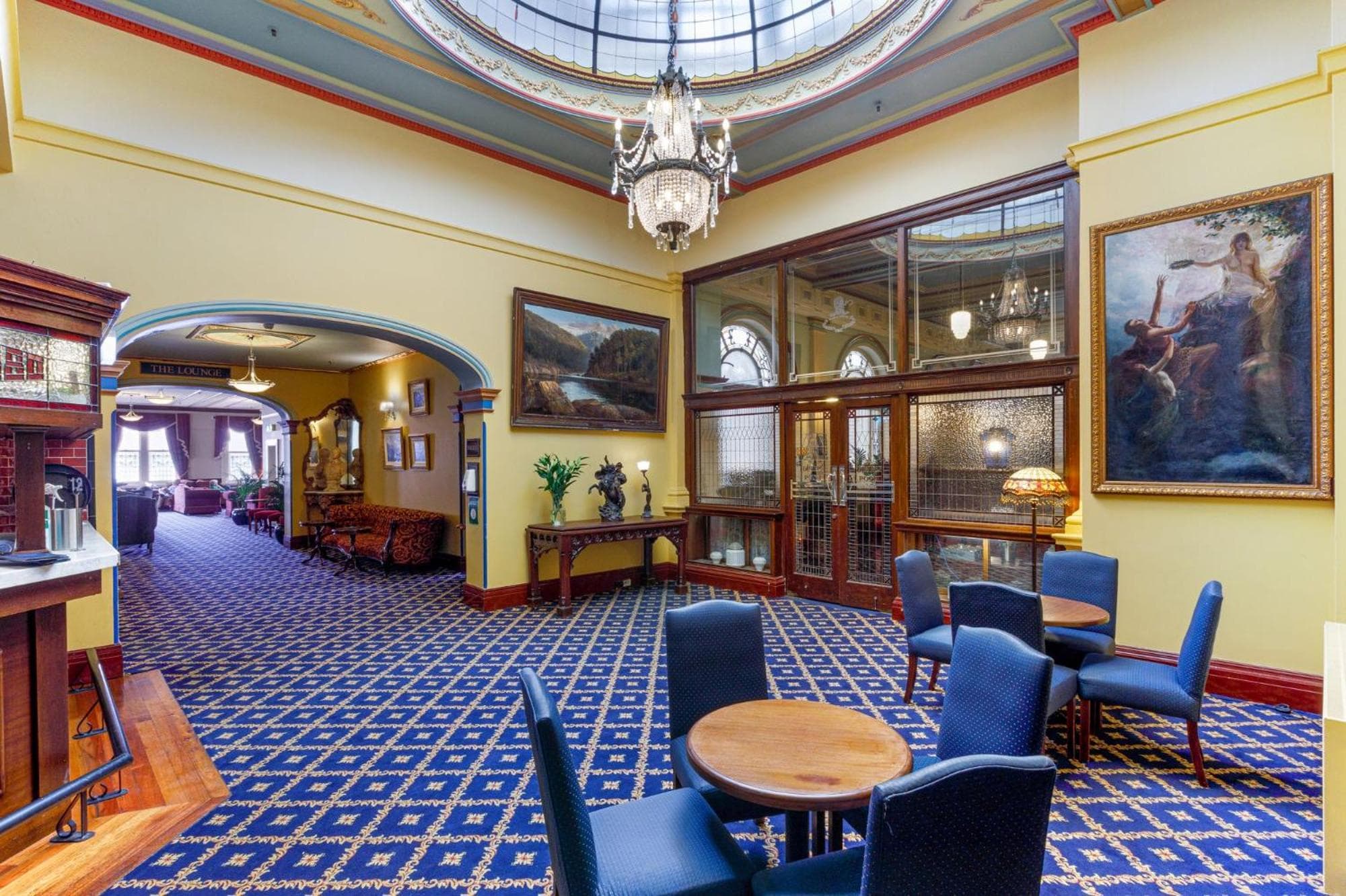 Carrington Hotel