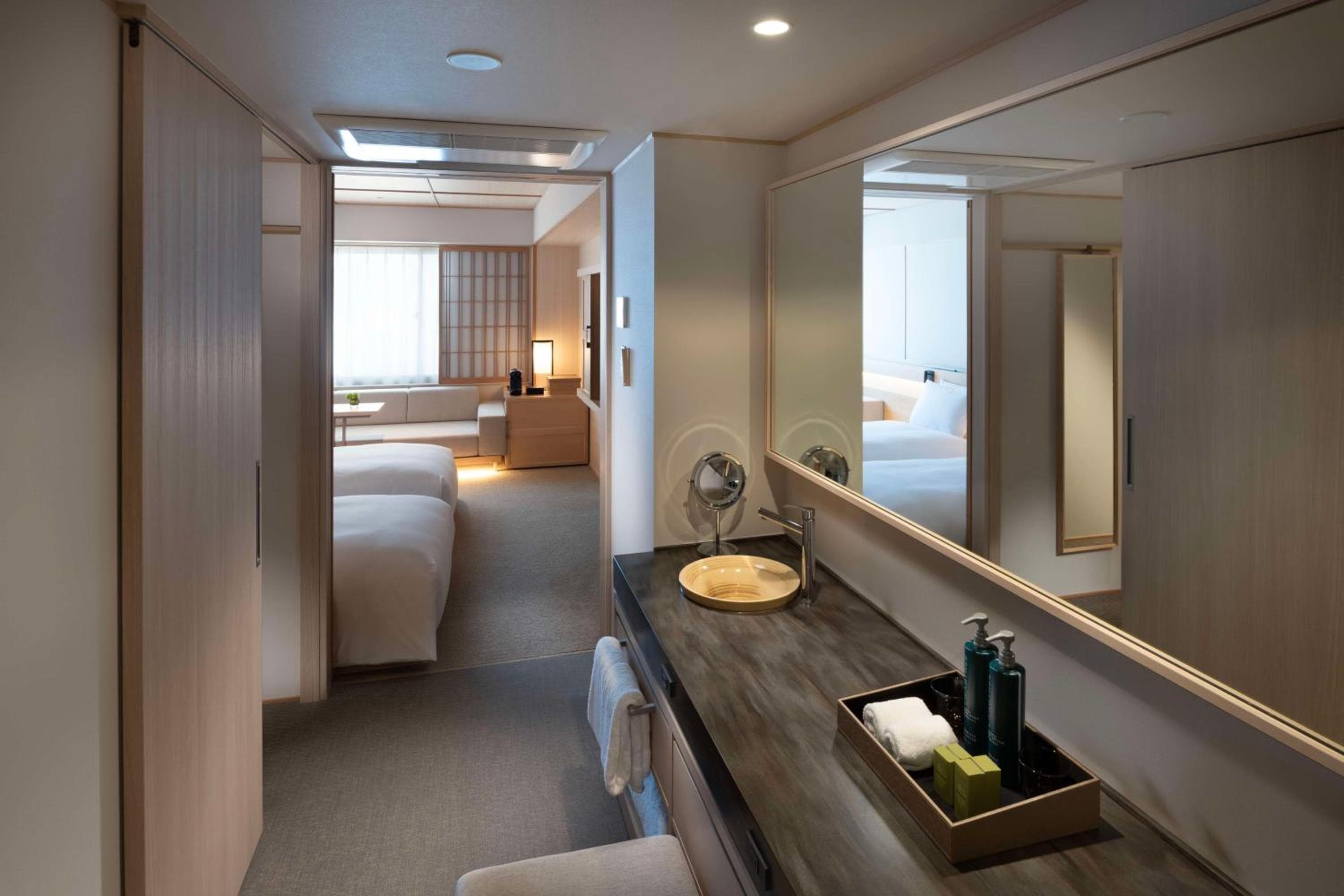 DoubleTree by Hilton Kyoto Higashiyama