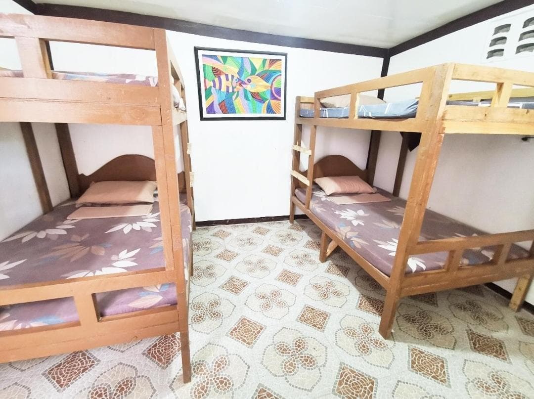 Seaside Hostel Malapascua