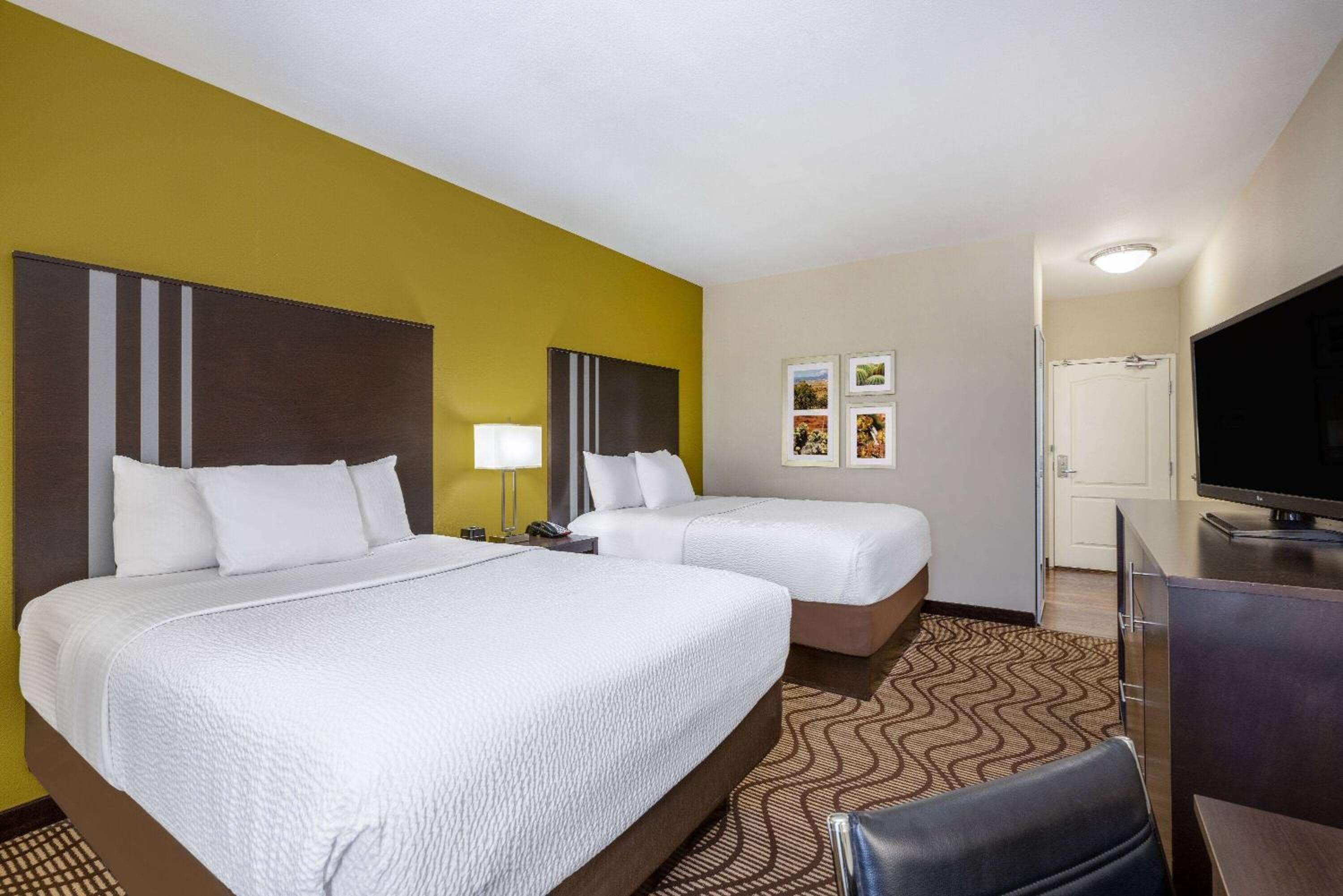 La Quinta by Wyndham Artesia
