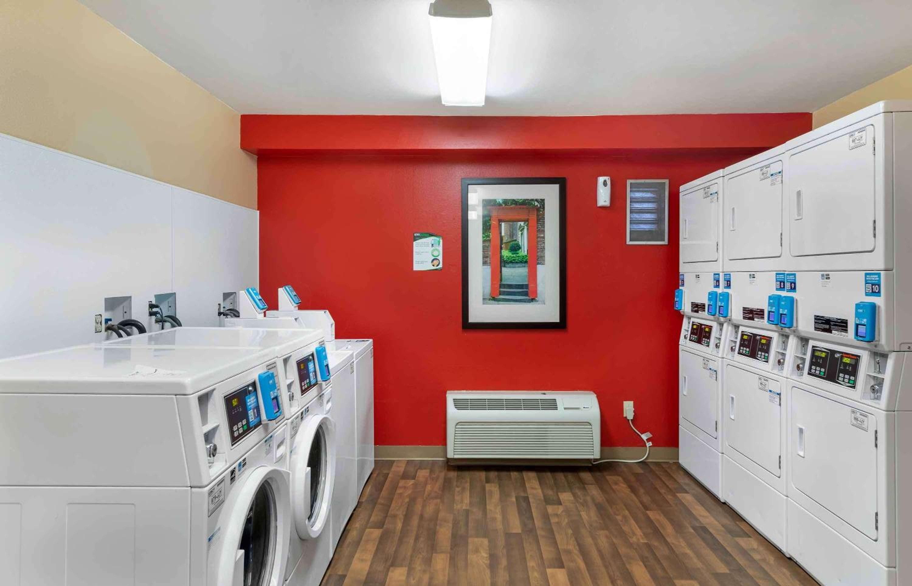 Extended Stay America Suites - Los Angeles - Long Beach Airport