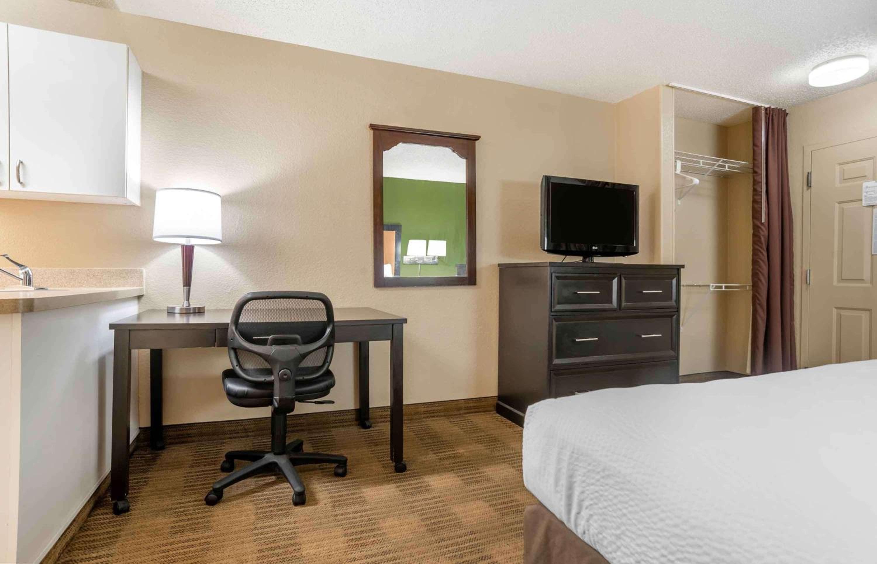Extended Stay America Select Suites - Jackson - North