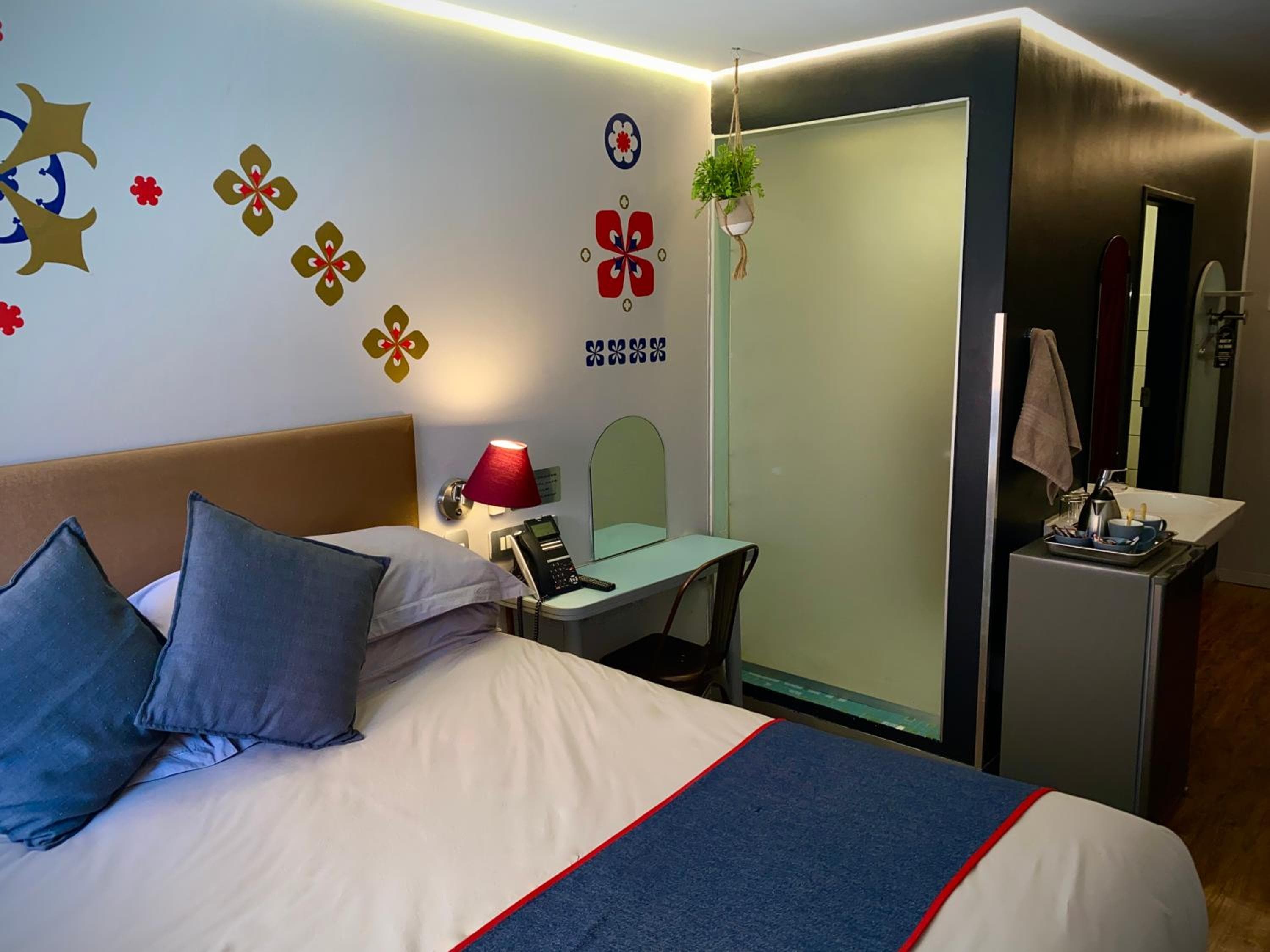 Bannister Hotel