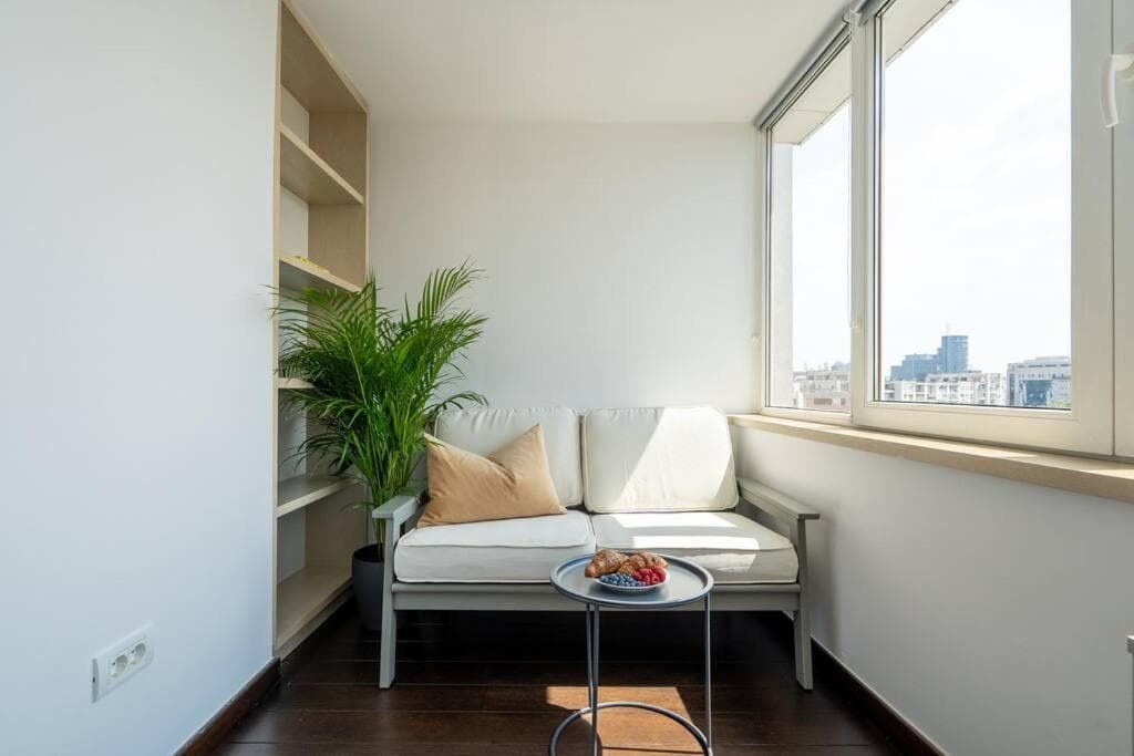 Superb Views 3BR Duplex - 4 Balconies + Parking