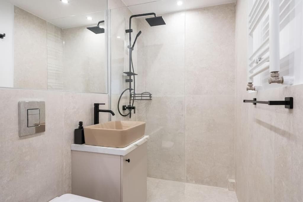 Superb Views 3BR Duplex - 4 Balconies + Parking