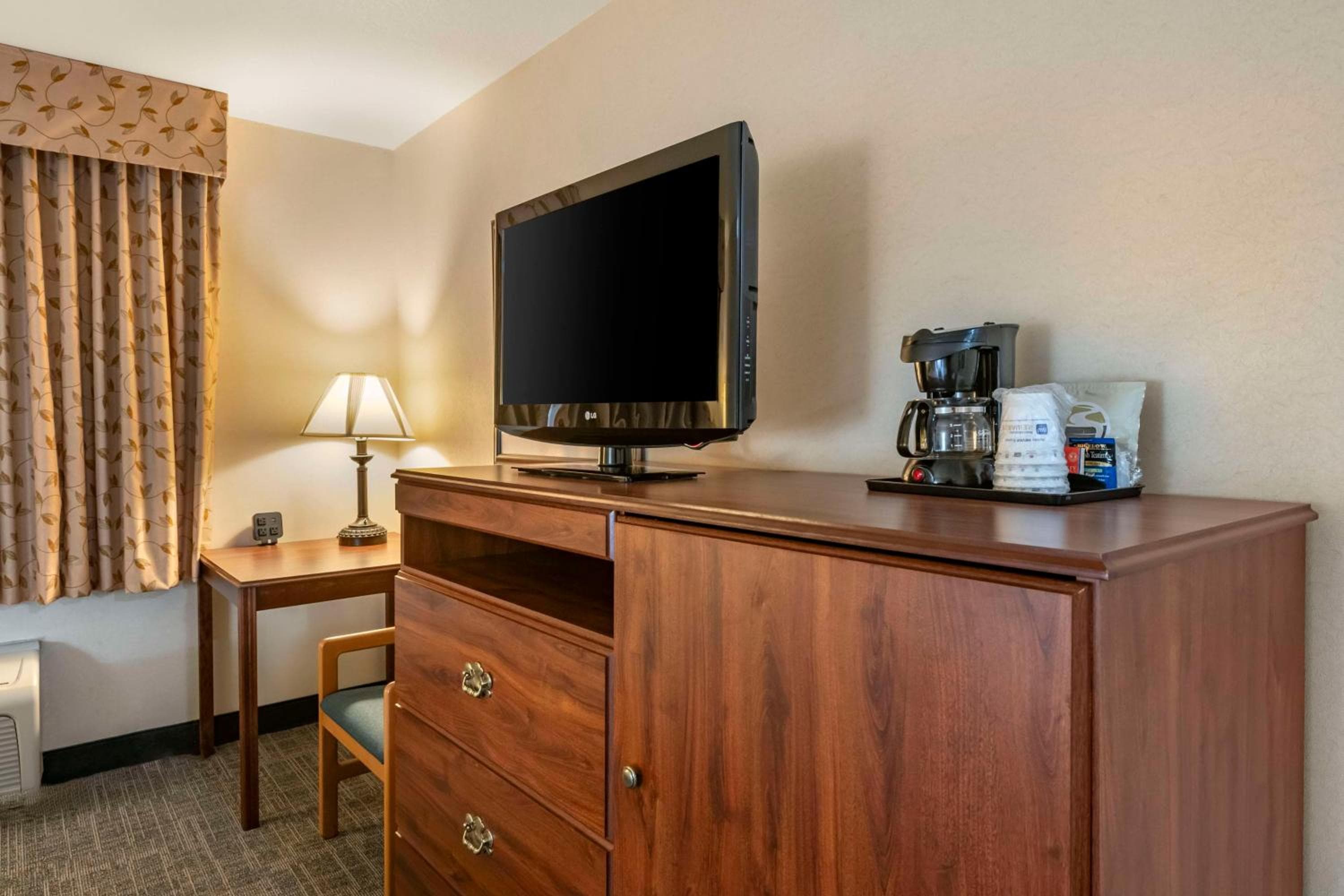 SureStay Plus Hotel by Best Western Buffalo