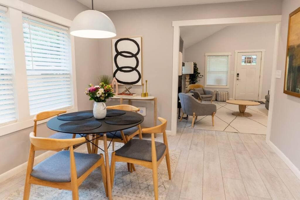 Parker House - 15 mins to Downtown Asheville