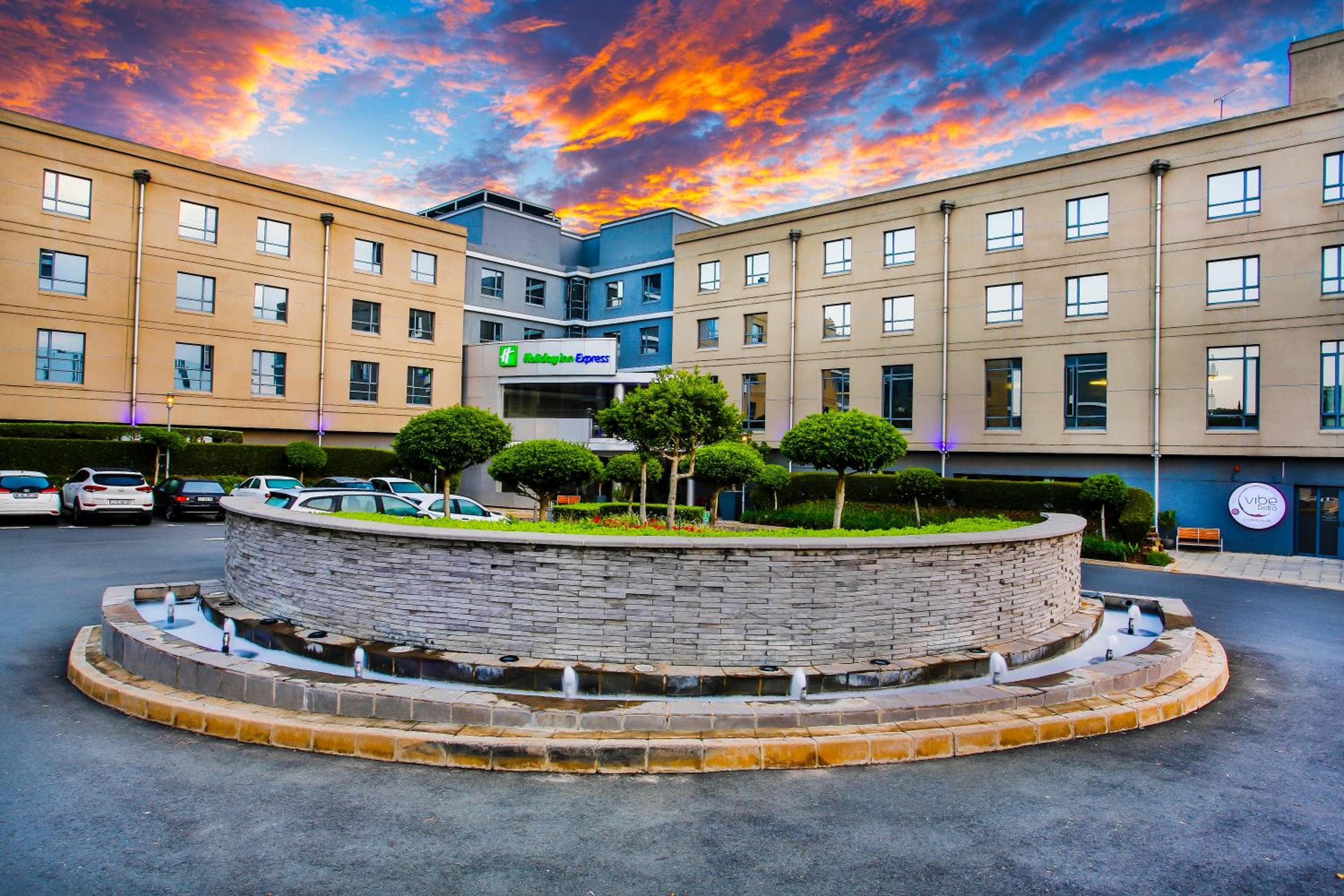Holiday Inn Express Sandton-Woodmead by IHG