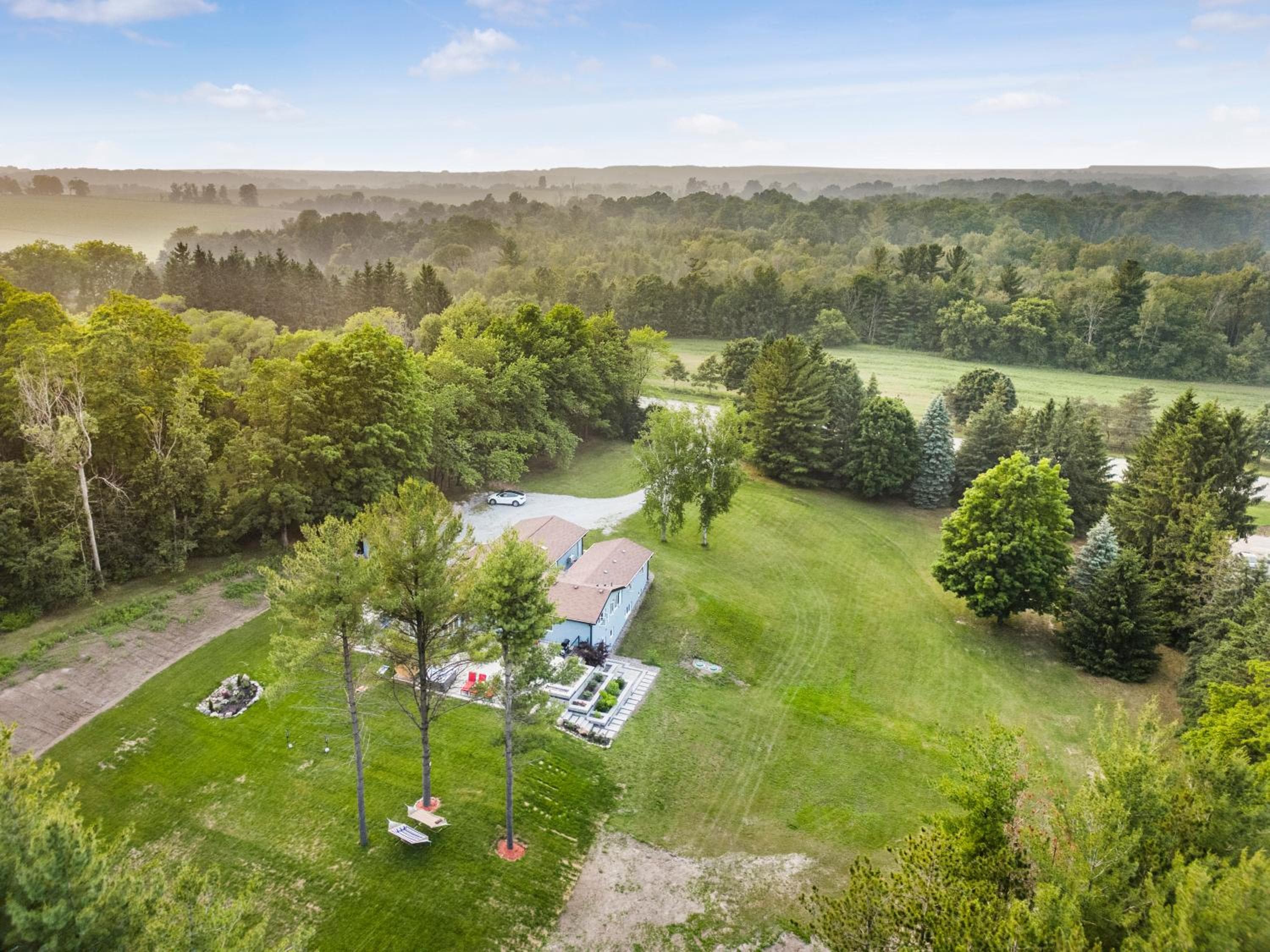 Relaxing Chalet Retreat at Sharon, ON