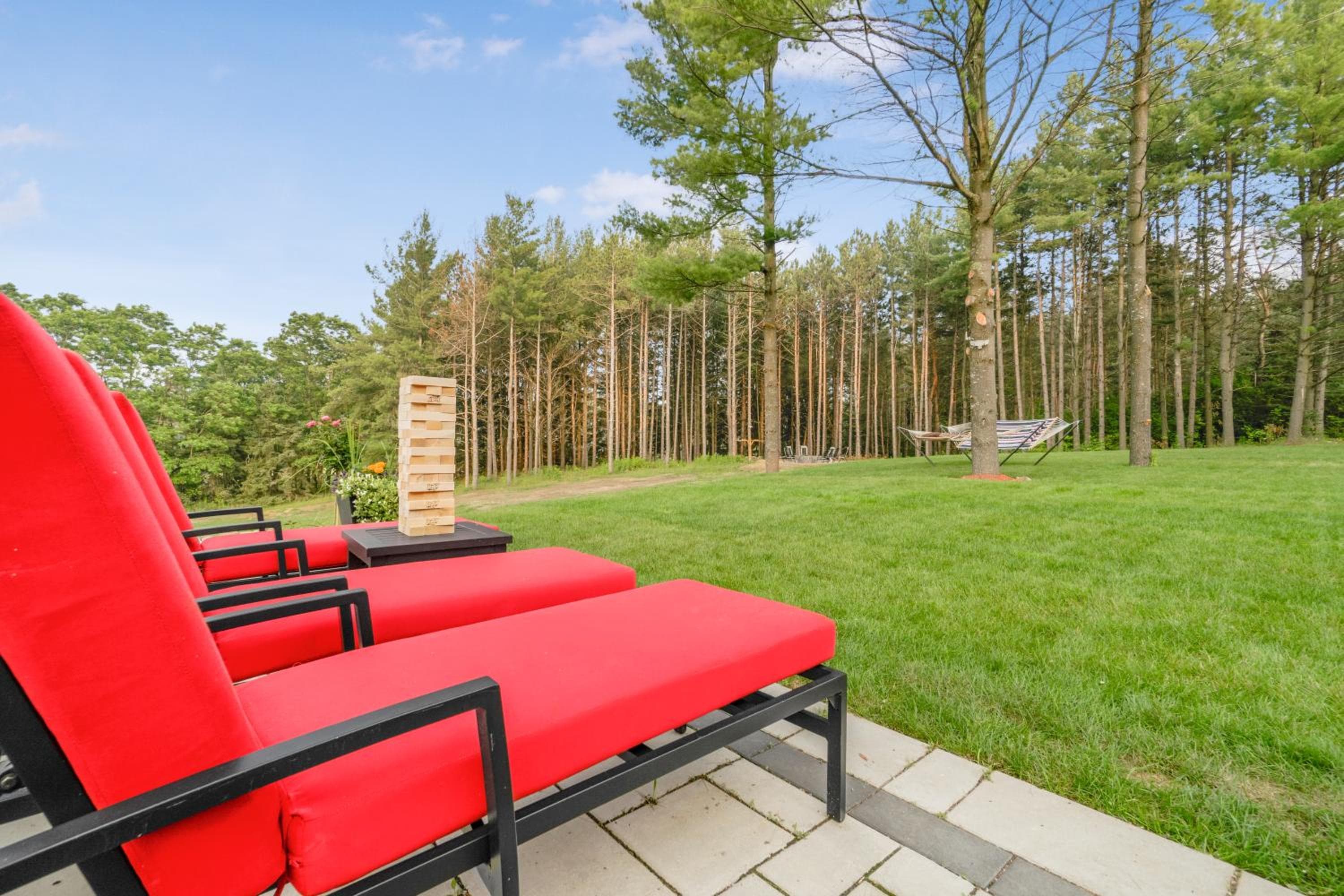 Relaxing Chalet Retreat at Sharon, ON