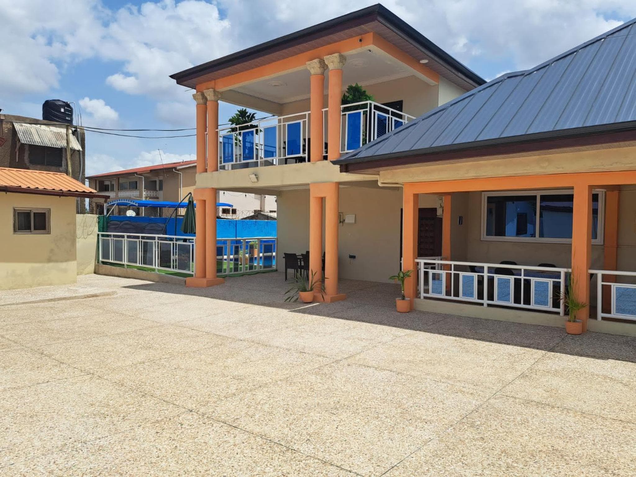 Pool House Retreat in Accra
