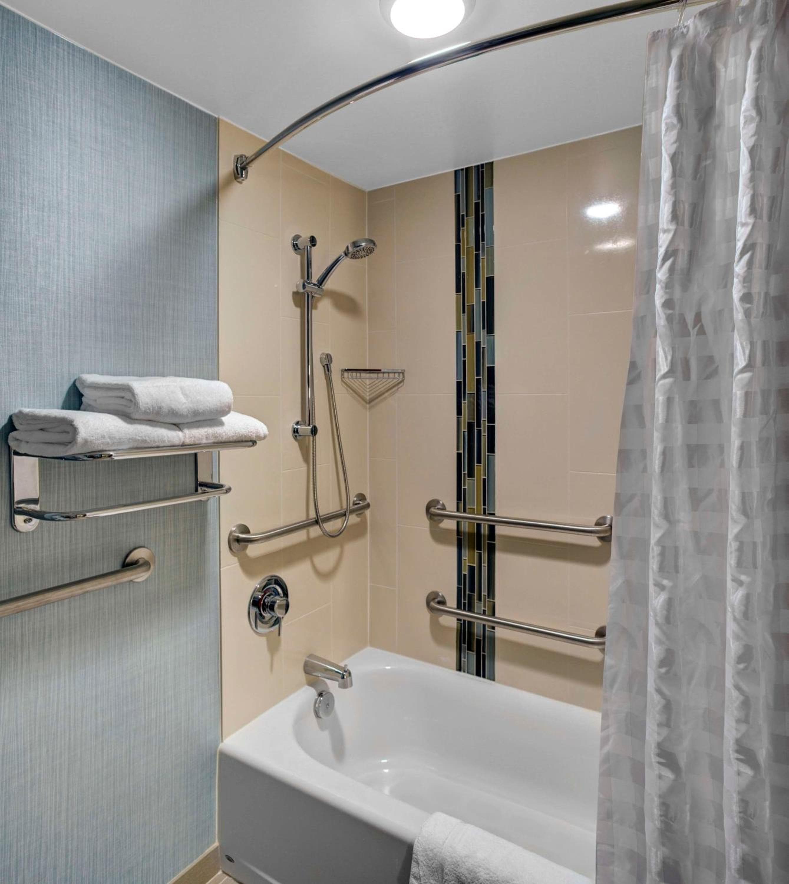Hyatt Select Nashville Opryland