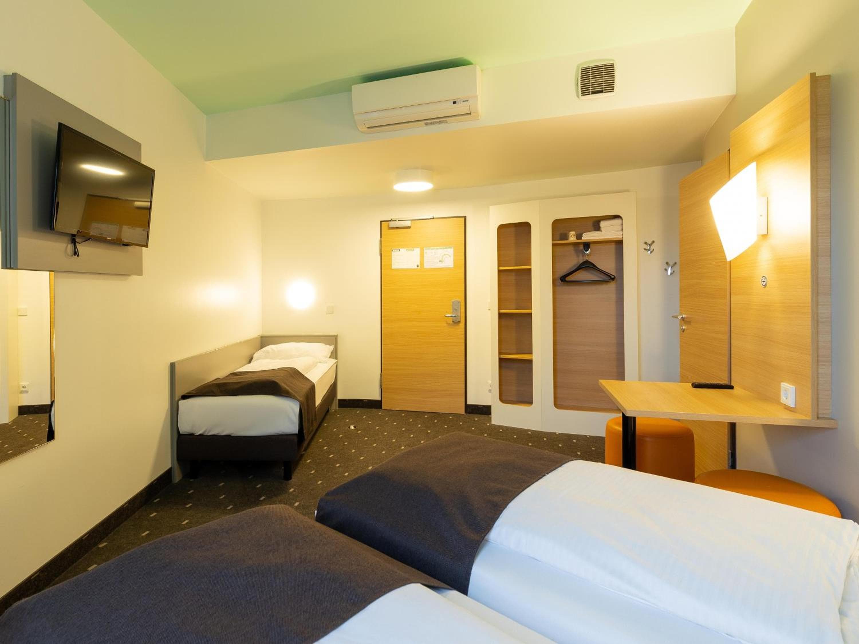 B&B HOTEL Wuppertal City-Süd