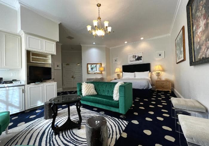 The Sterling Hotel