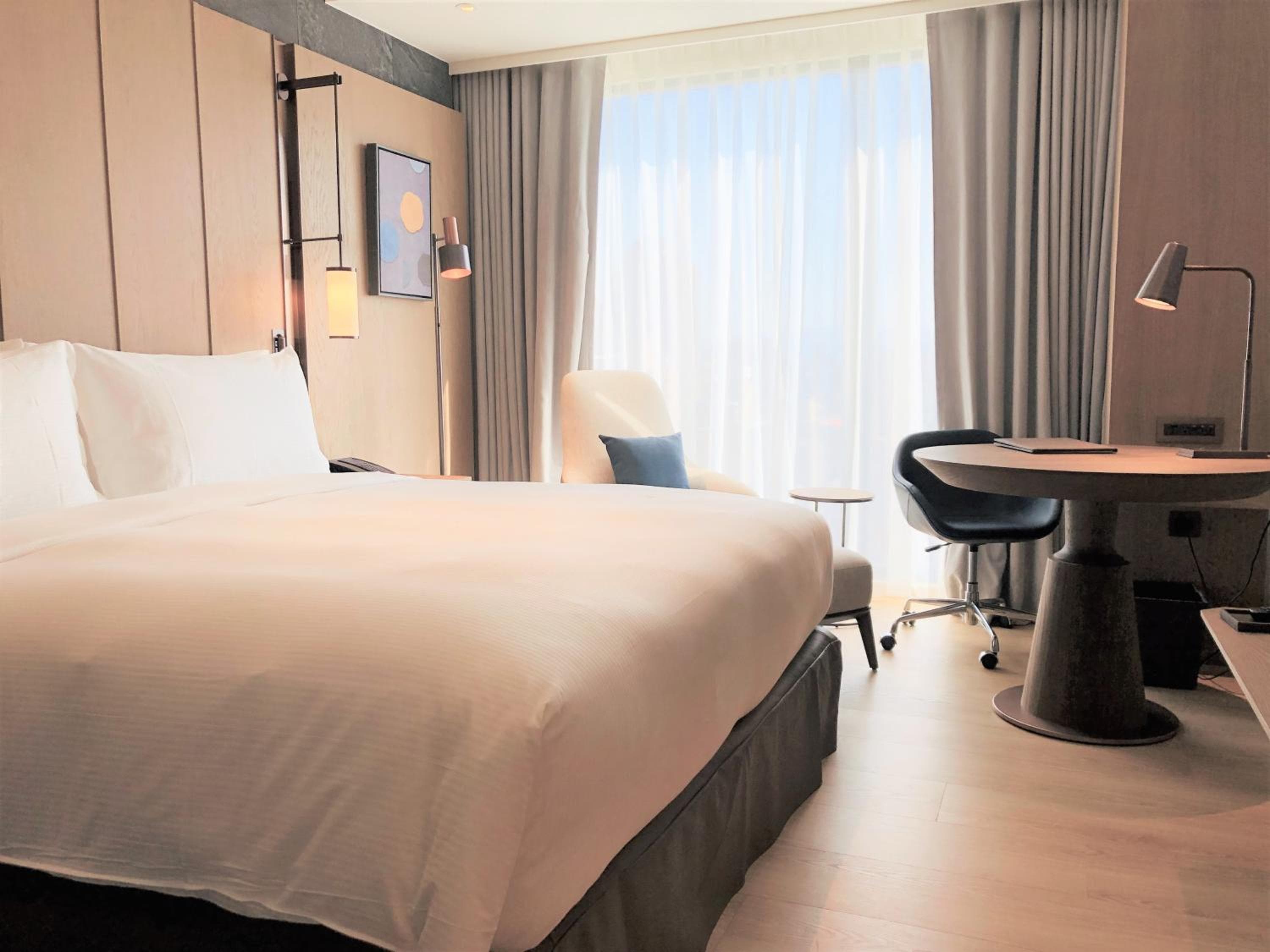 DoubleTree by Hilton Taipei Zhongshan