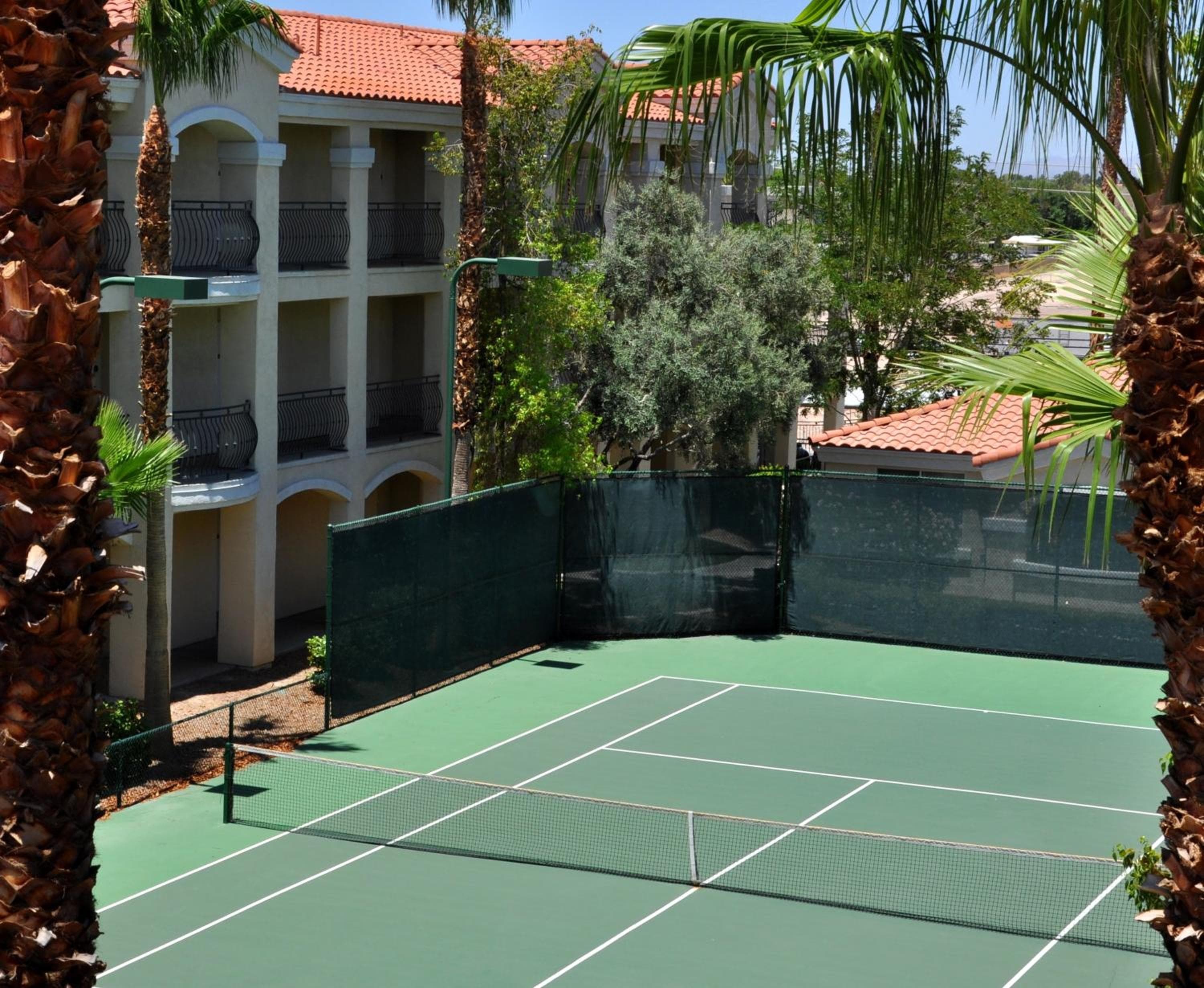 Club de Soleil All-Suite Resort