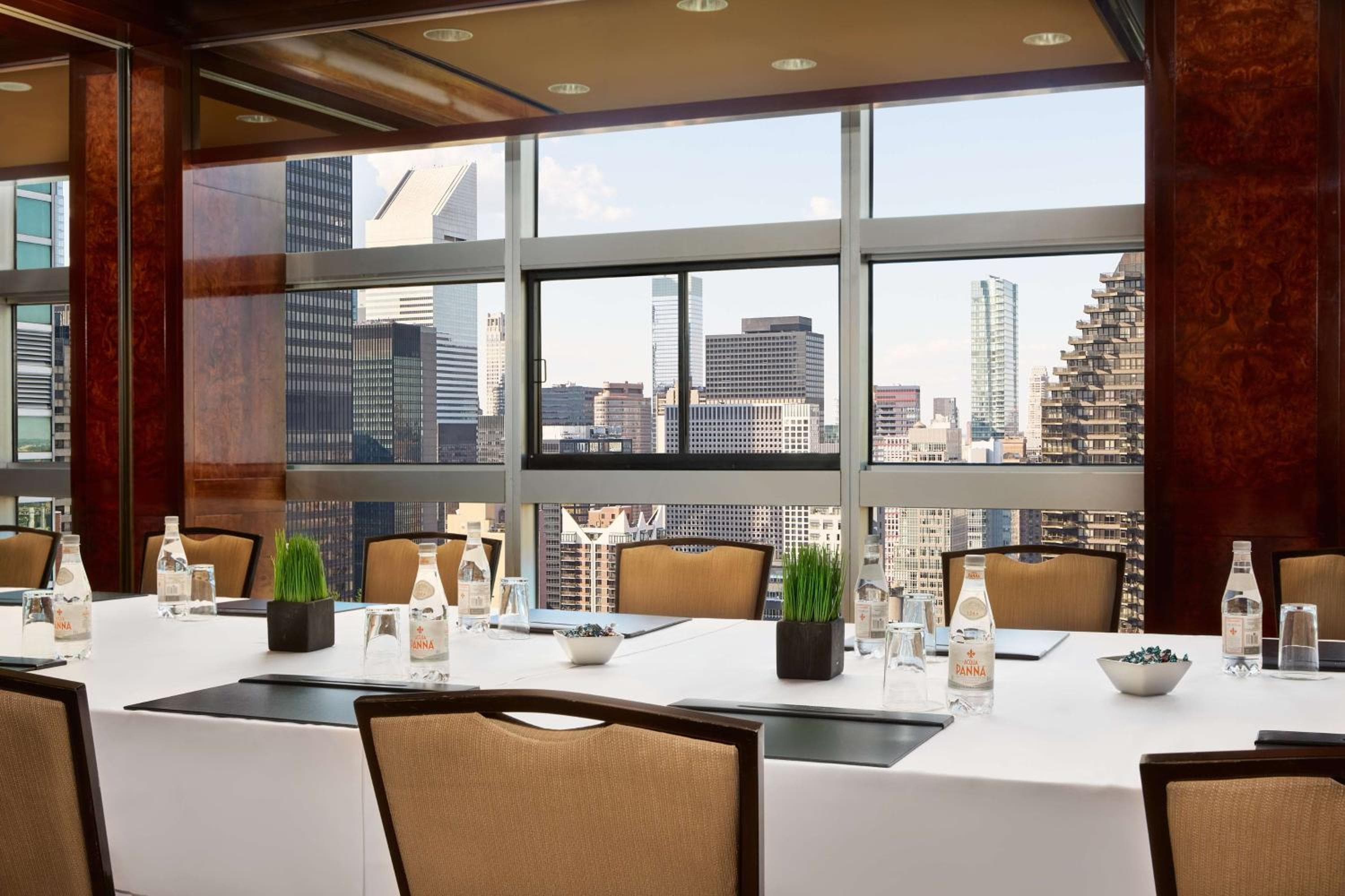 Millennium Hilton New York One UN Plaza