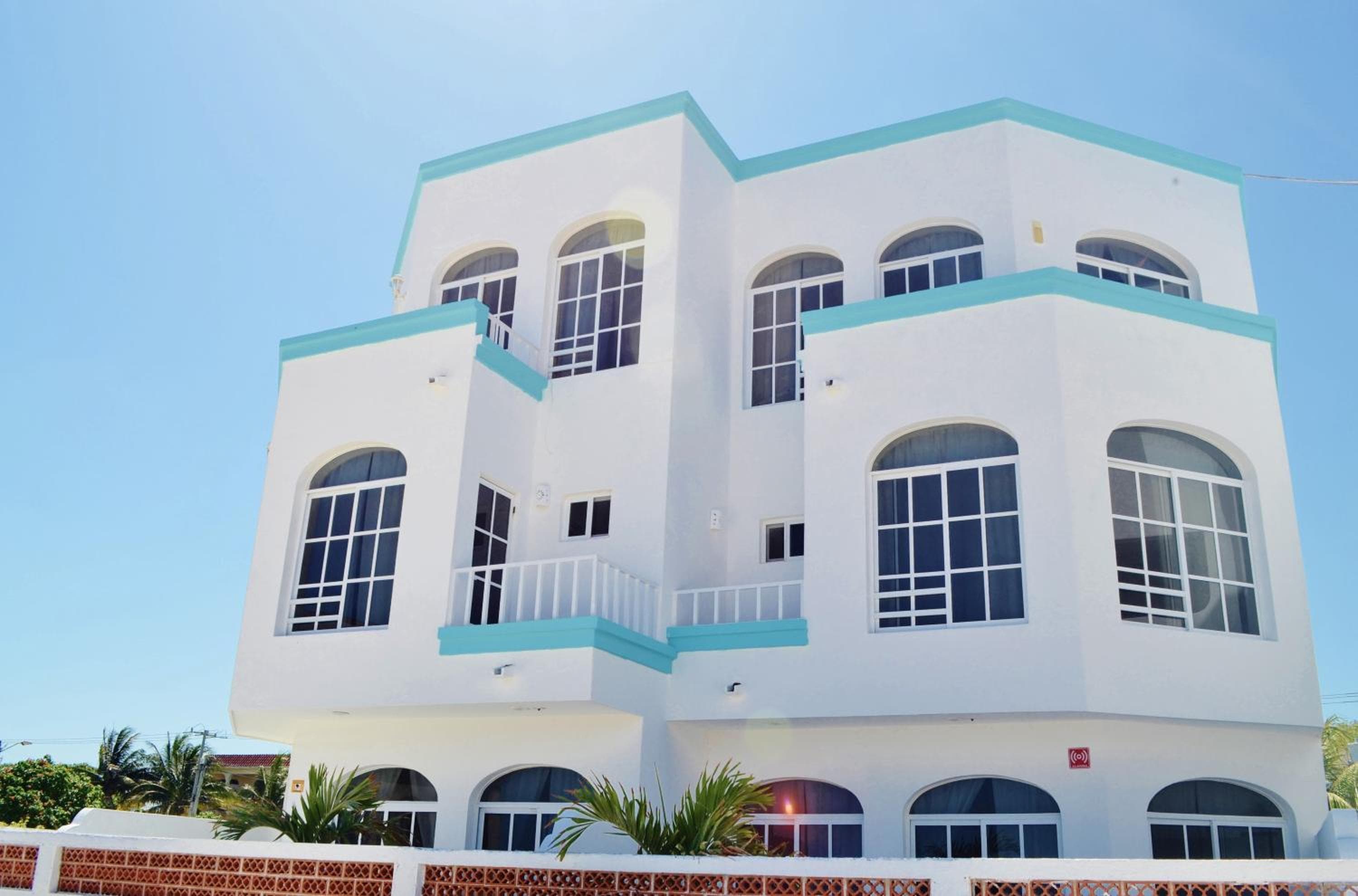 Corales Suites