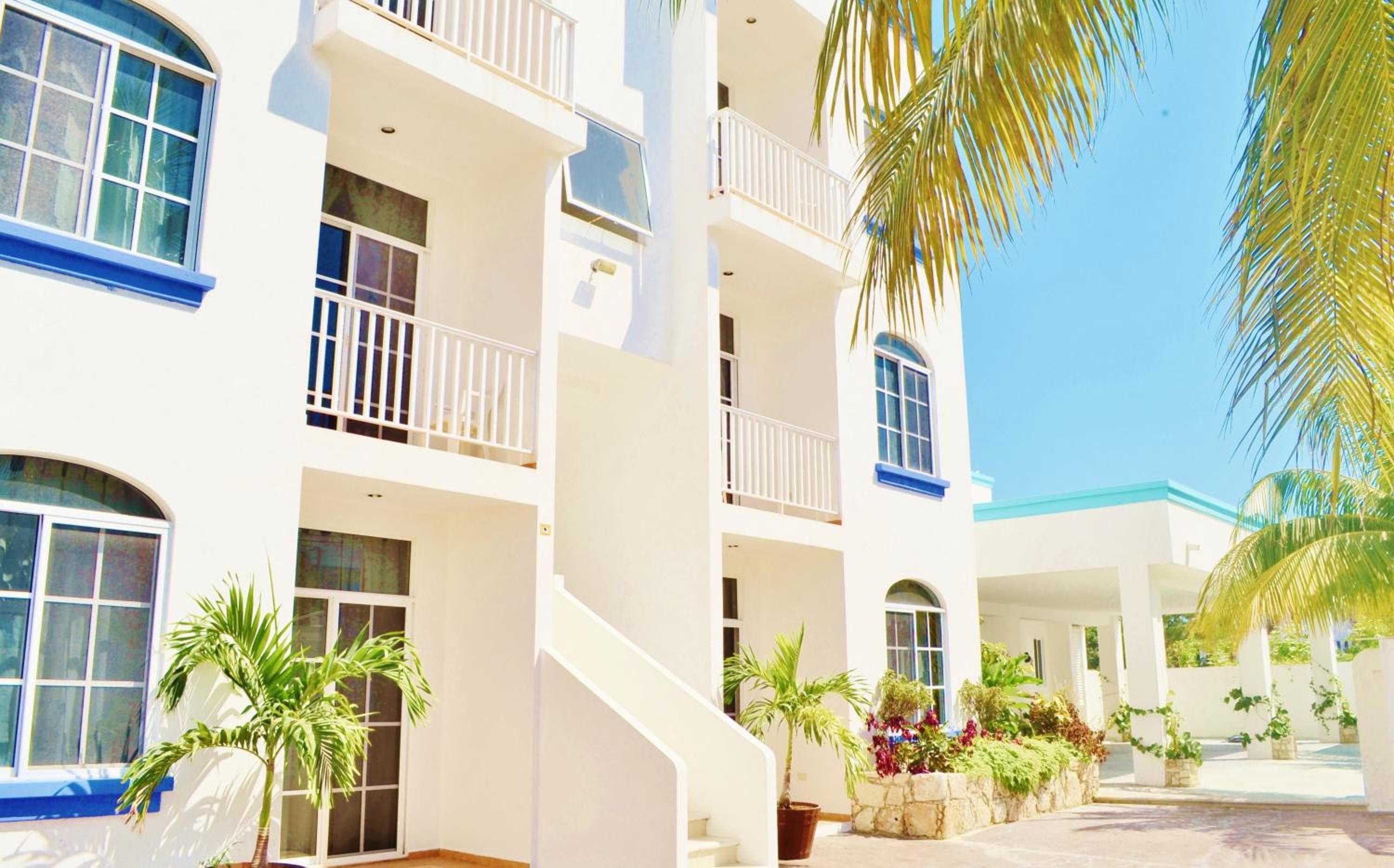 Corales Suites