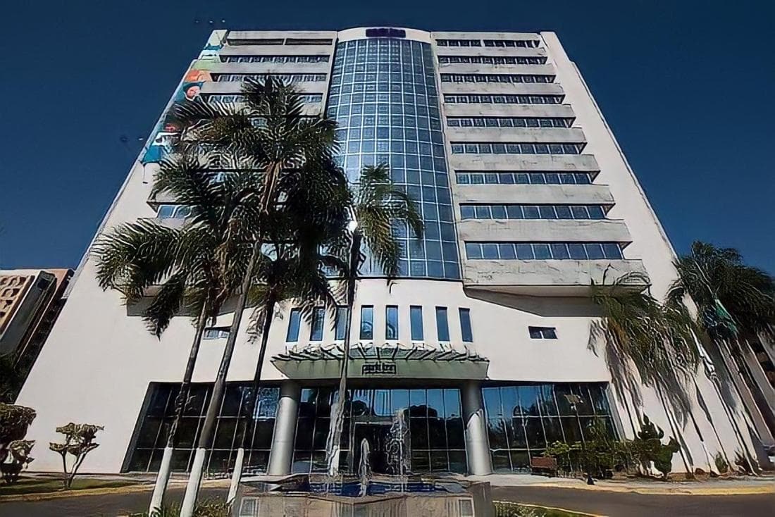 COBERTURA DUPLEX 70 m COM HIDRO NO MELHOR HOTEL DE TAGUATINGA