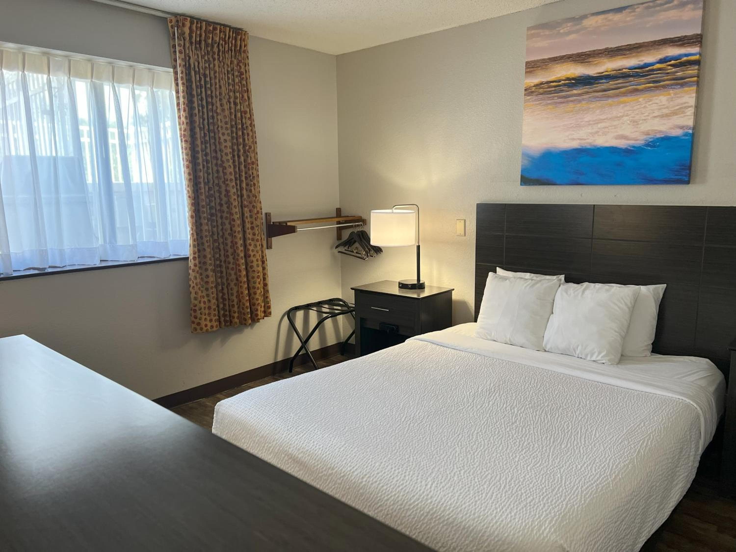 Days Inn by Wyndham Orange Park/Jacksonville
