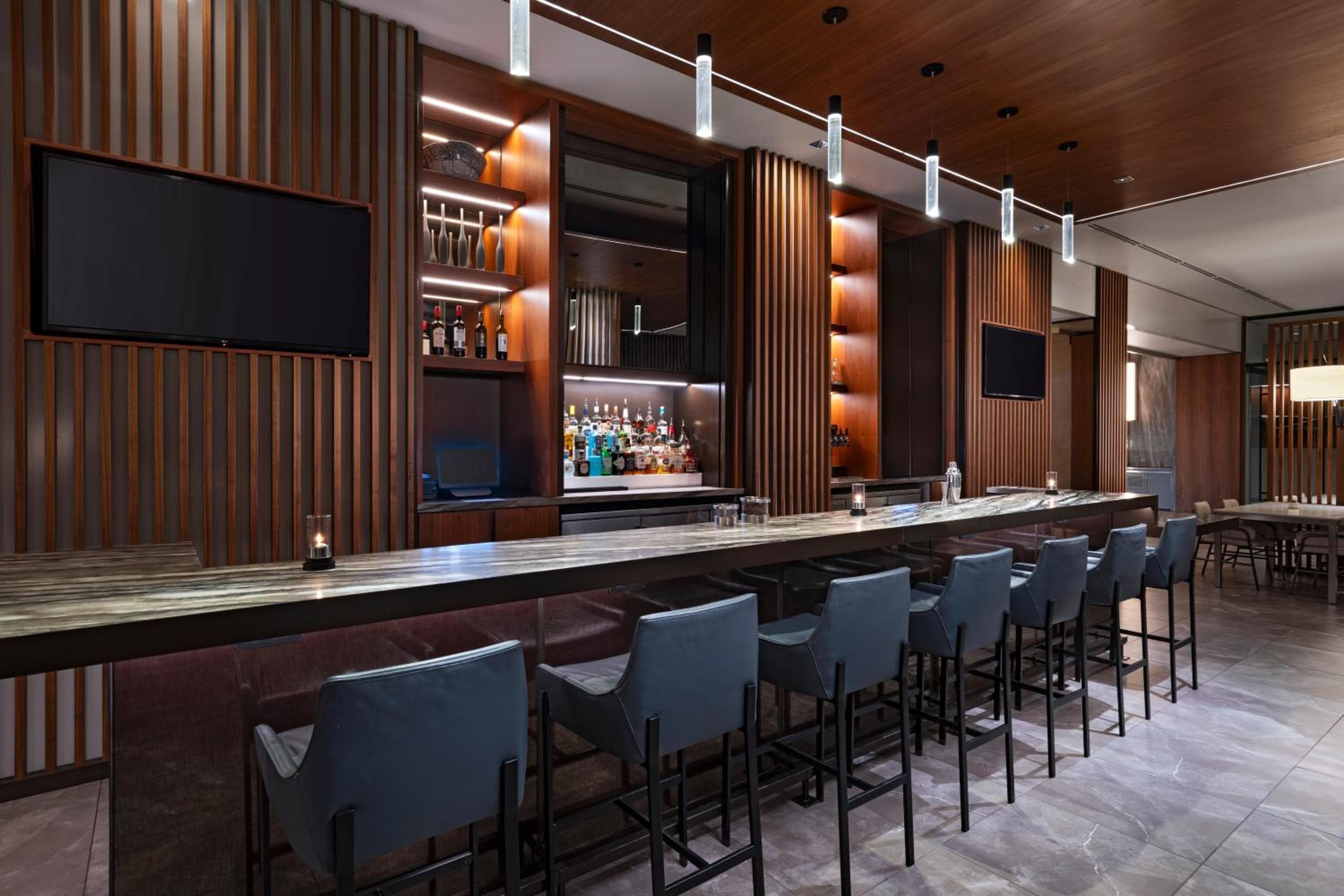 AC Hotel Houston Downtown