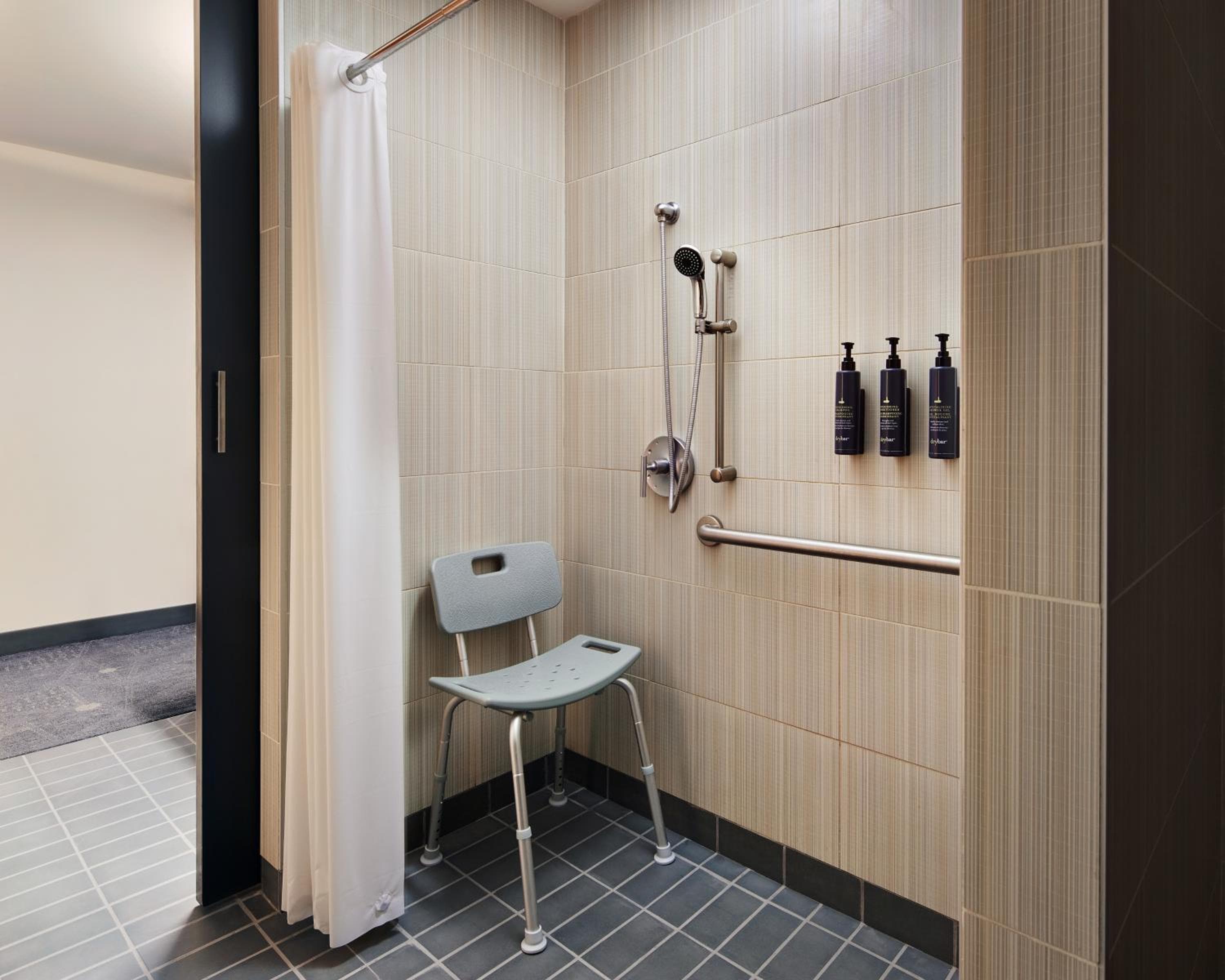 Aloft by Marriott Leawood-Overland Park