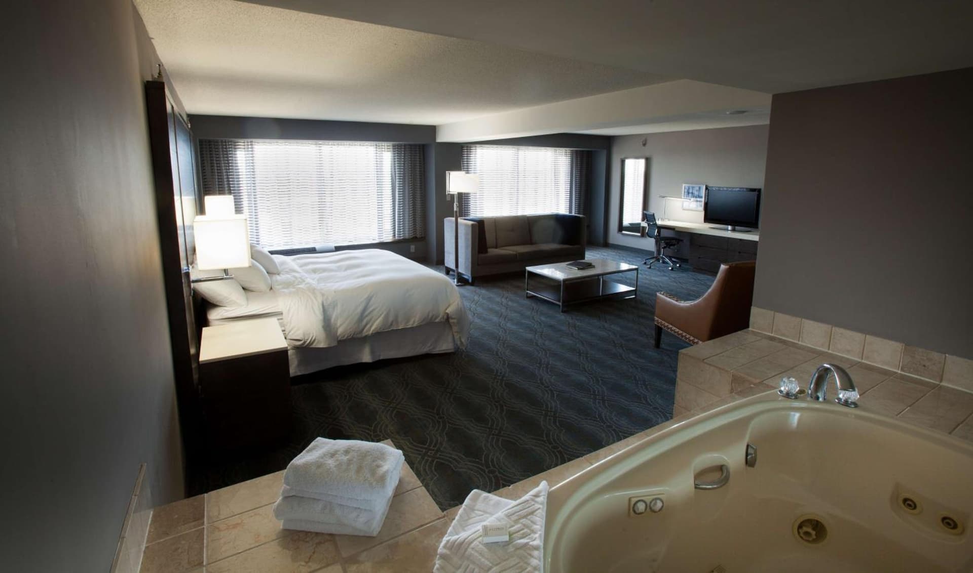 DoubleTree by Hilton Bloomington Minneapolis South
