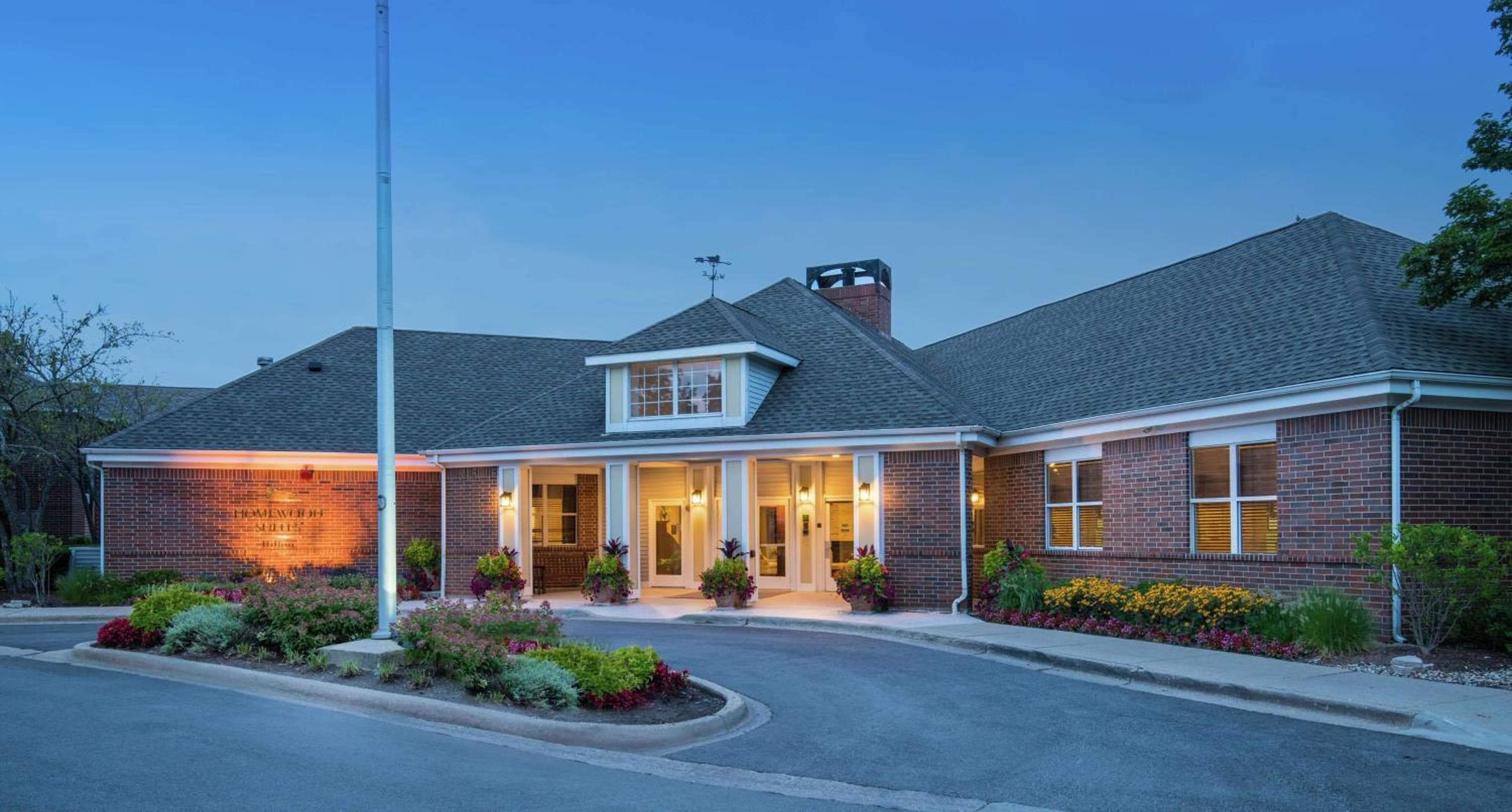 Homewood Suites by Hilton Chicago - Schaumburg